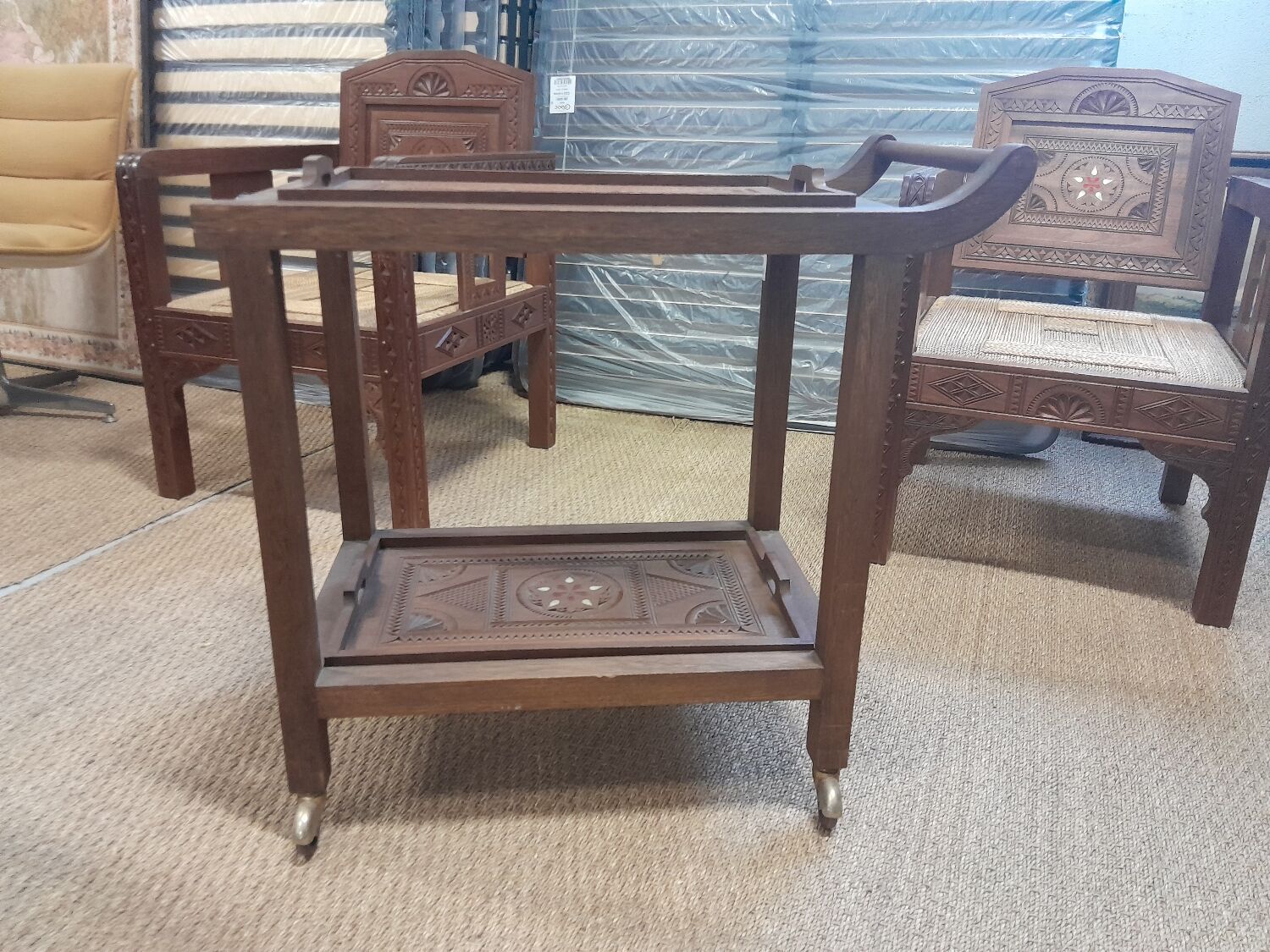 Moroccan roller trolley