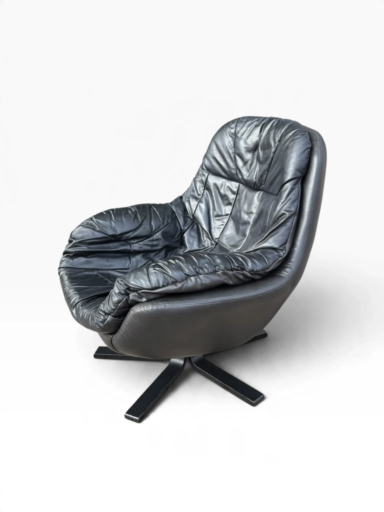 Leather swivel chair