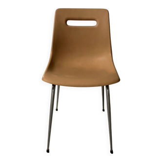 Grosfillex conference chair