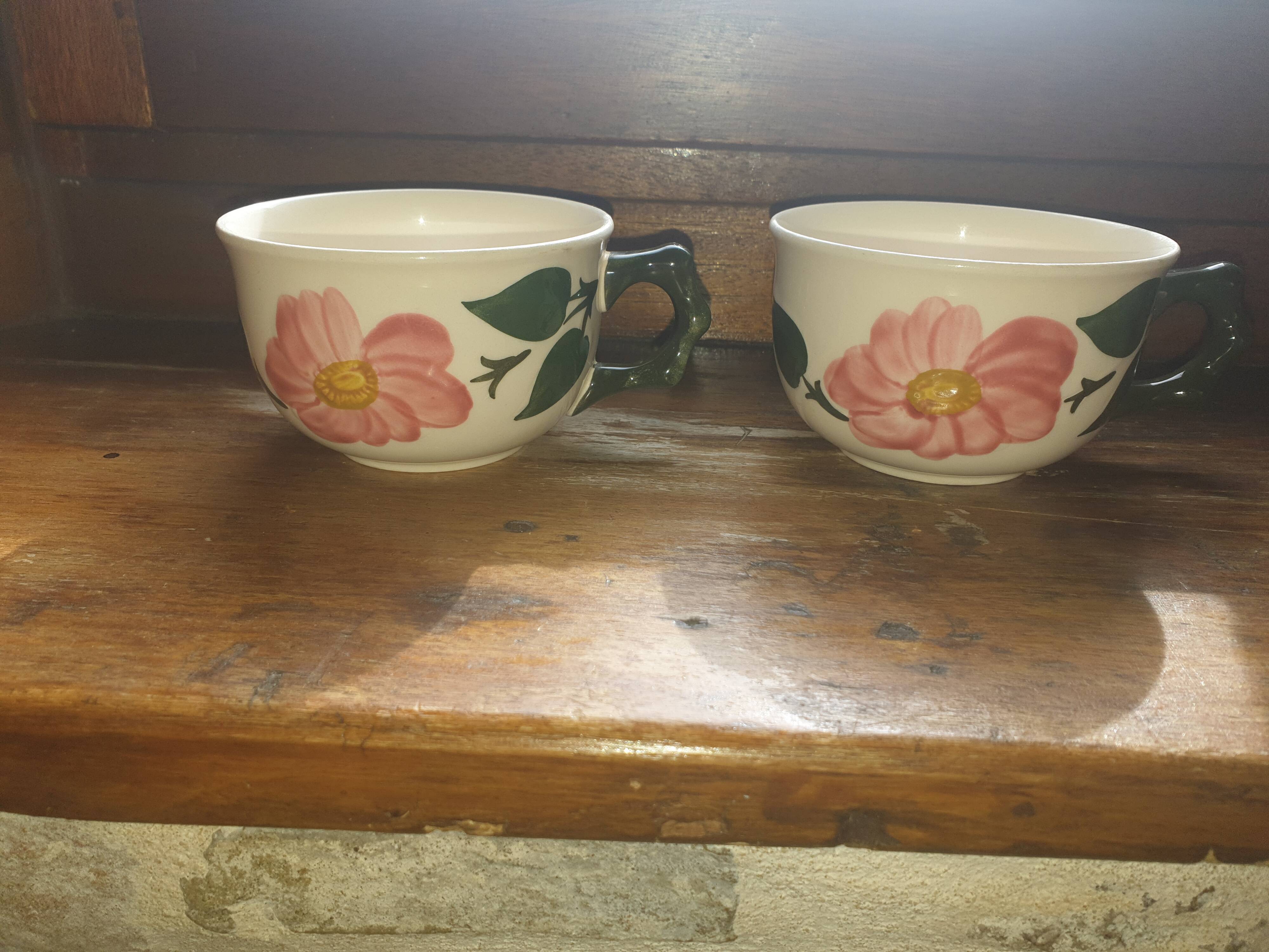 Duo of Villeroy & Boch Cup "Wild rose"