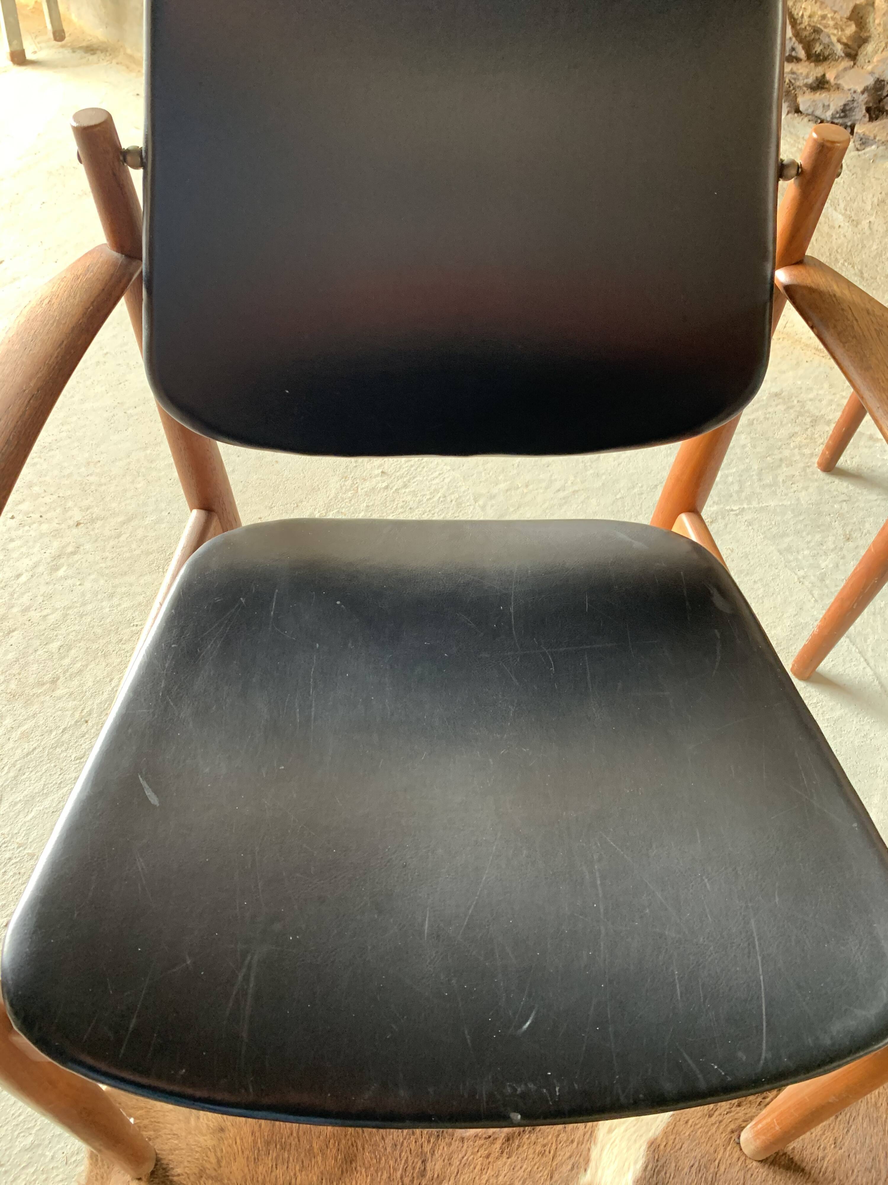 Pair of arne Vodder armchairs - fd-184