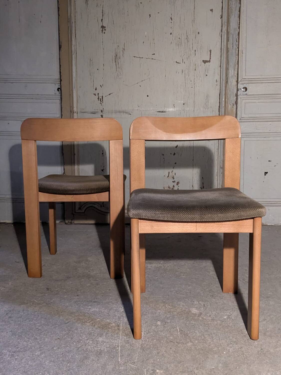 Set of six elm chairs from the 60s DLG regain