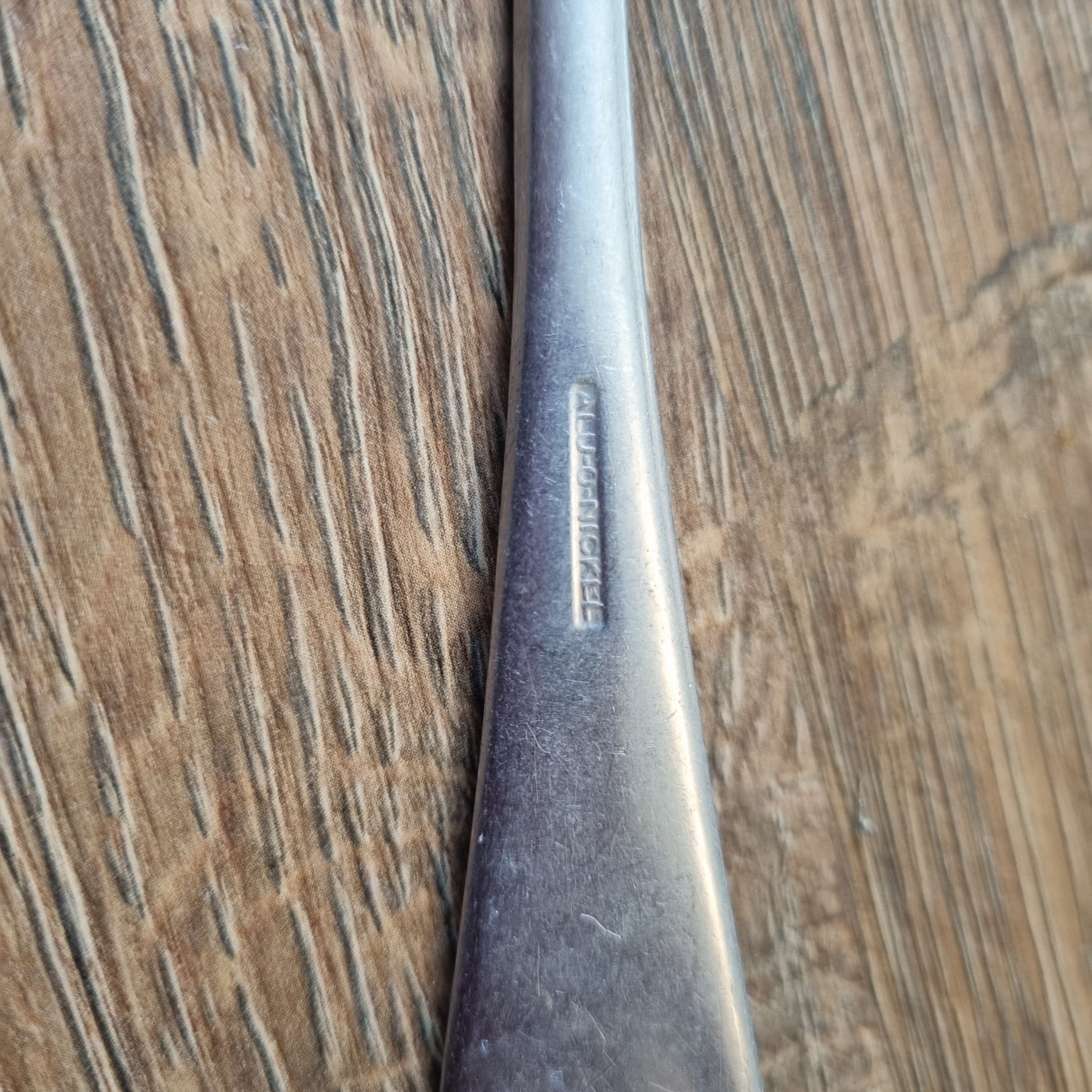 Couverts en aluminium milieu XIXEME
