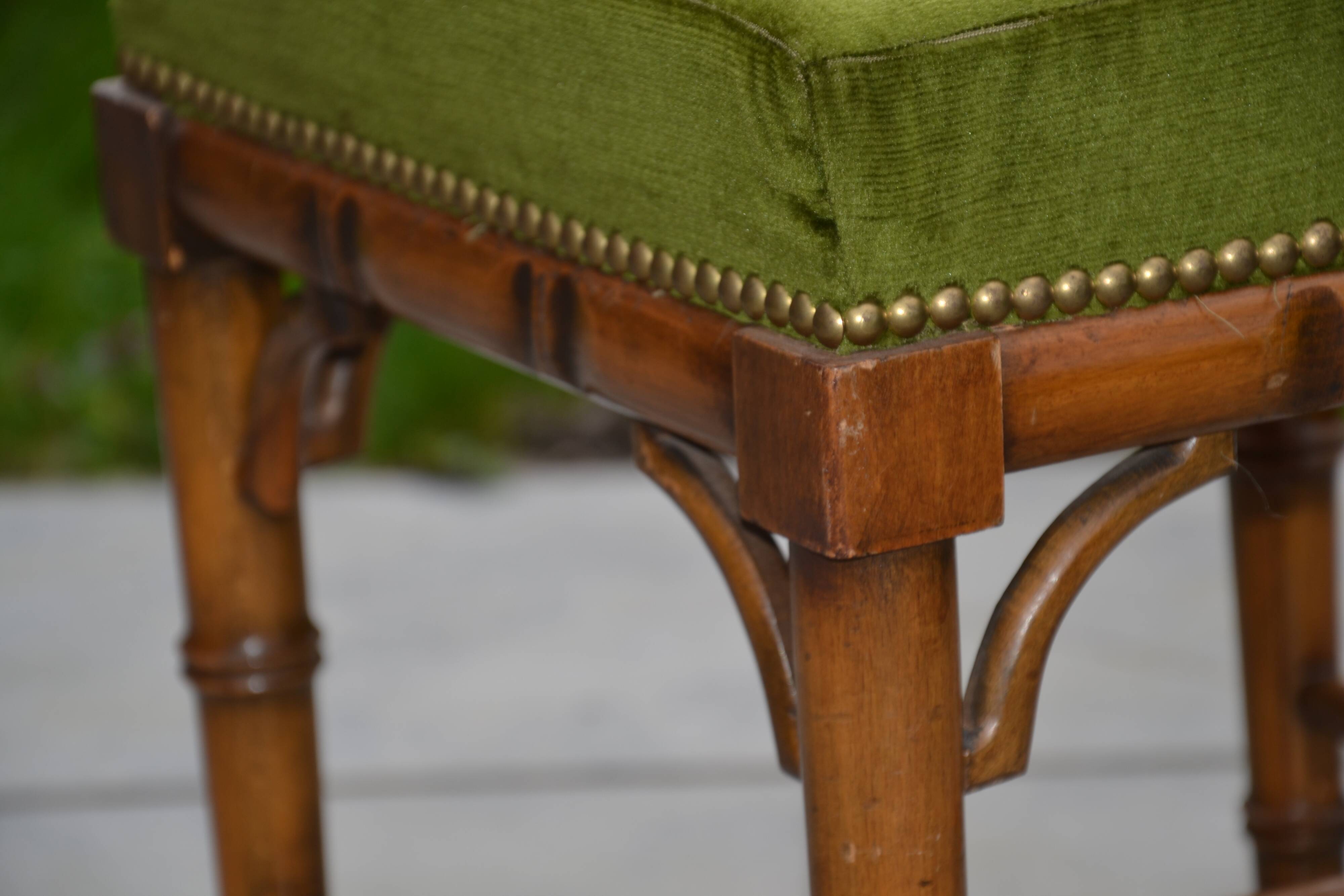 Piano stool/bamboo effect wooden footrest