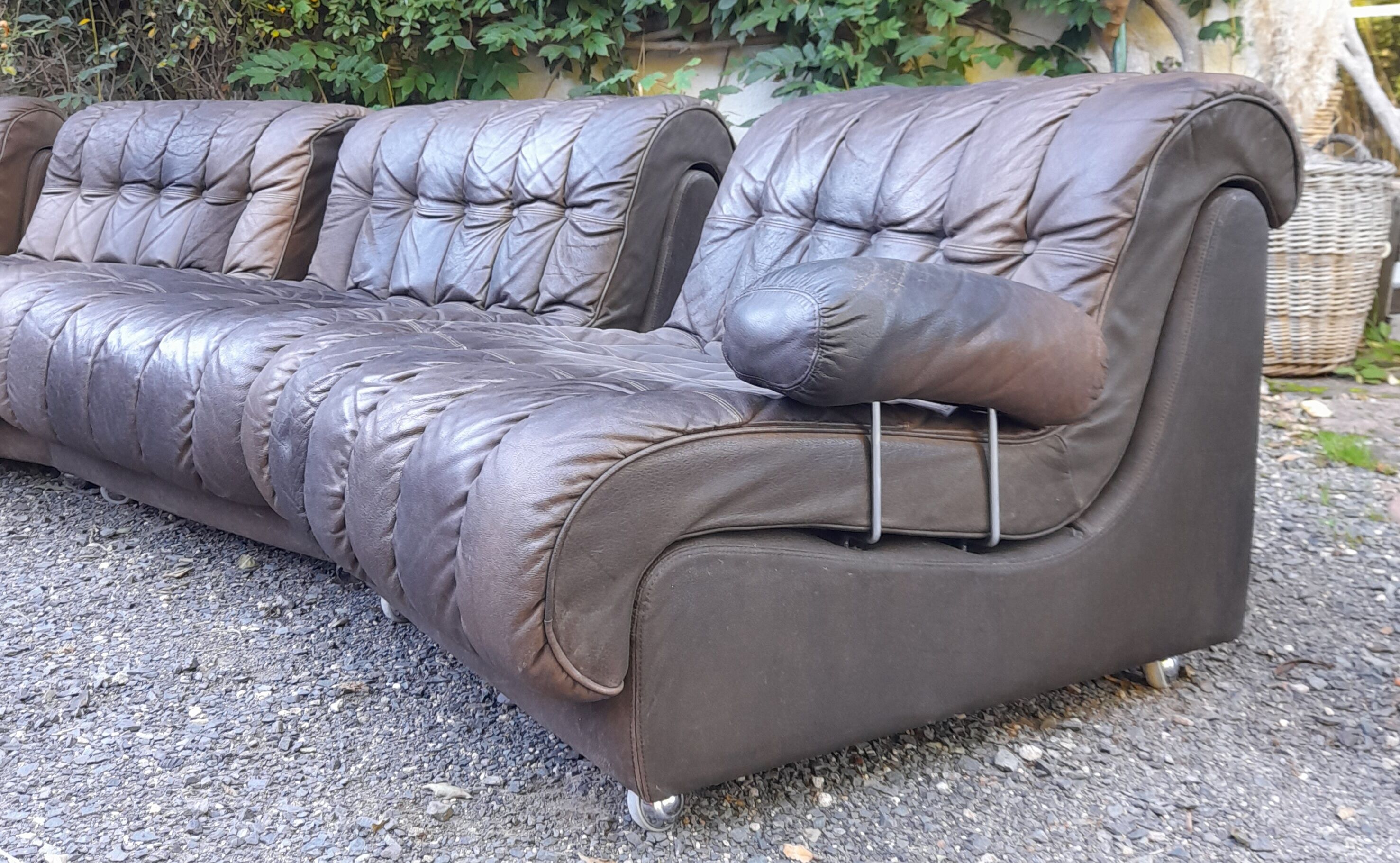 Modular drivers Italian design brown leather