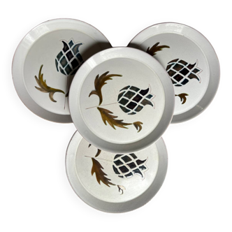 4 assiettes à dessert signées Pornic