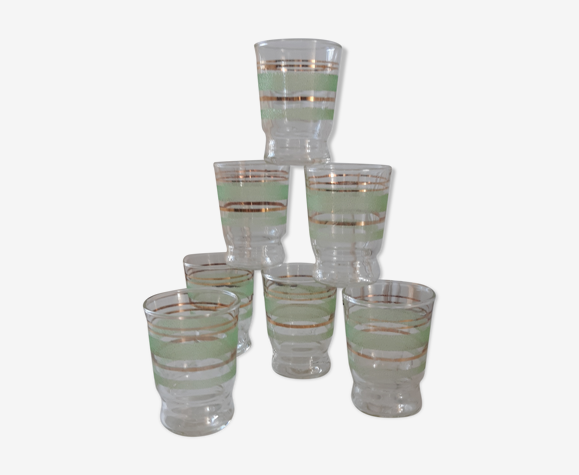 Lot de 7 verres granité vert clair années 50-60