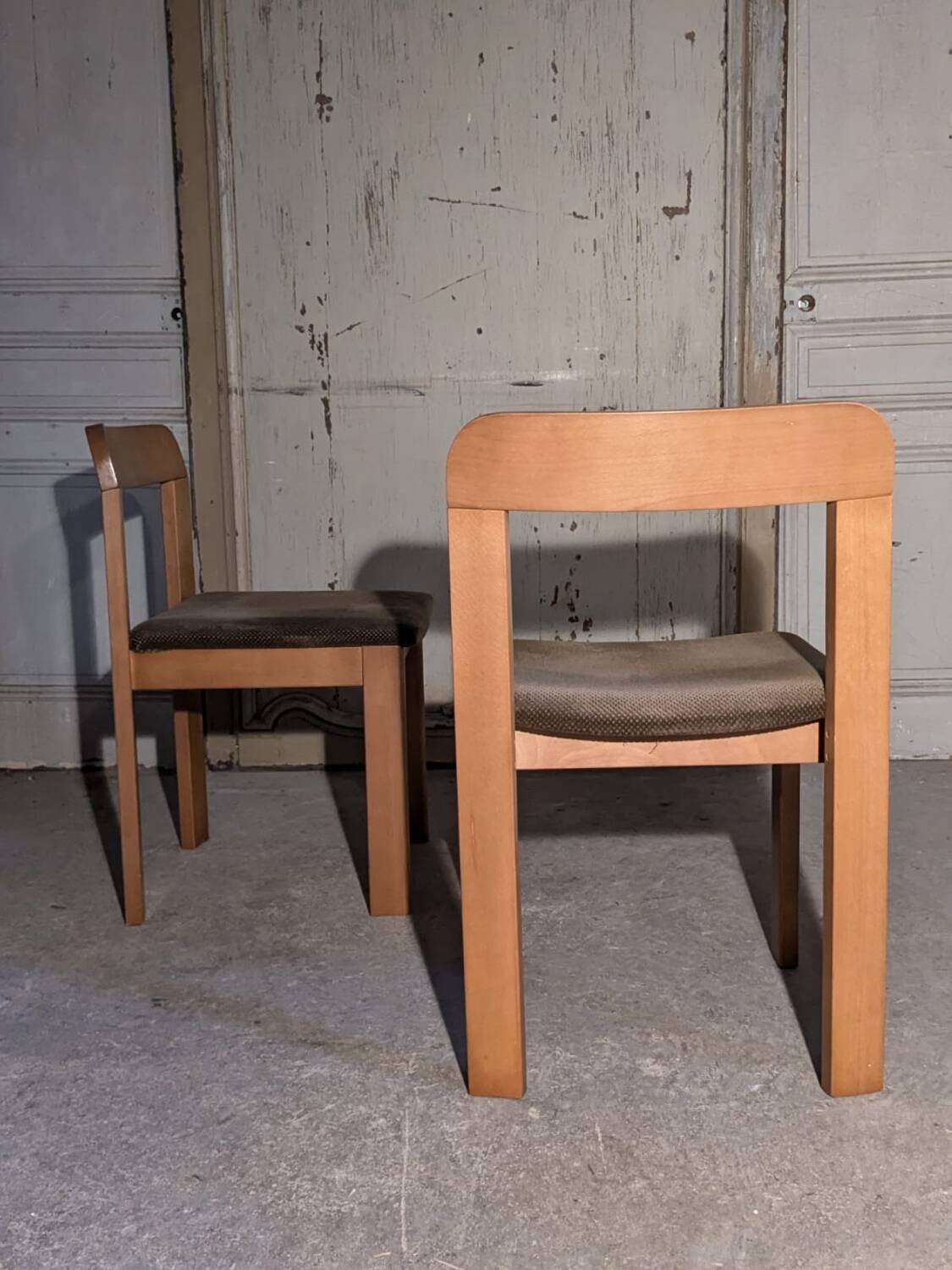 Set of six elm chairs from the 60s DLG regain