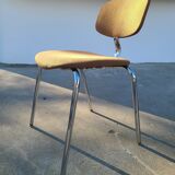 Chaise vintage stafor vers 1980