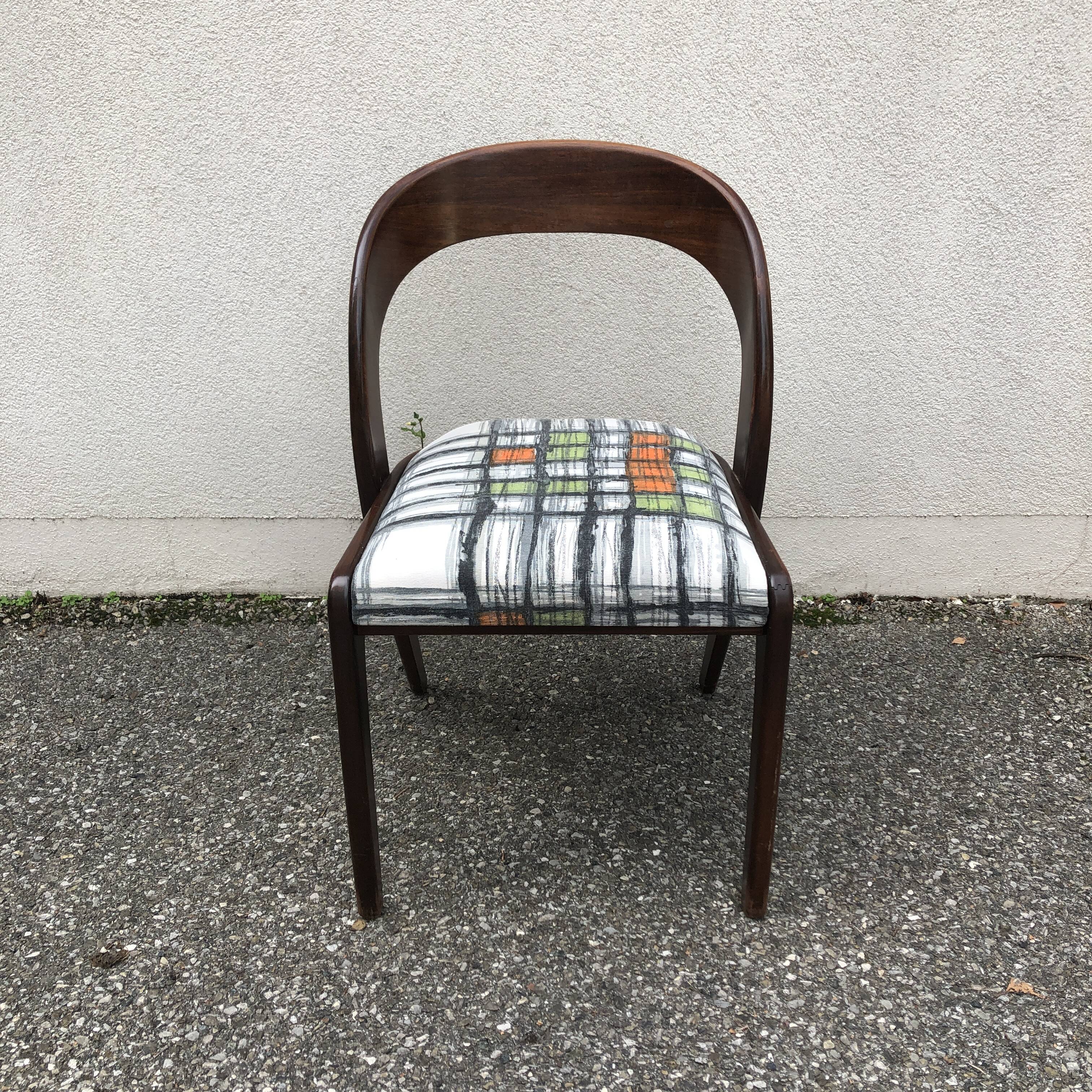 Baumann gondola chairs