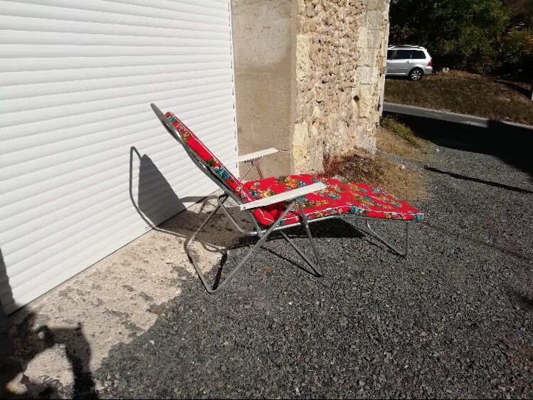 Vintage garden deck chair