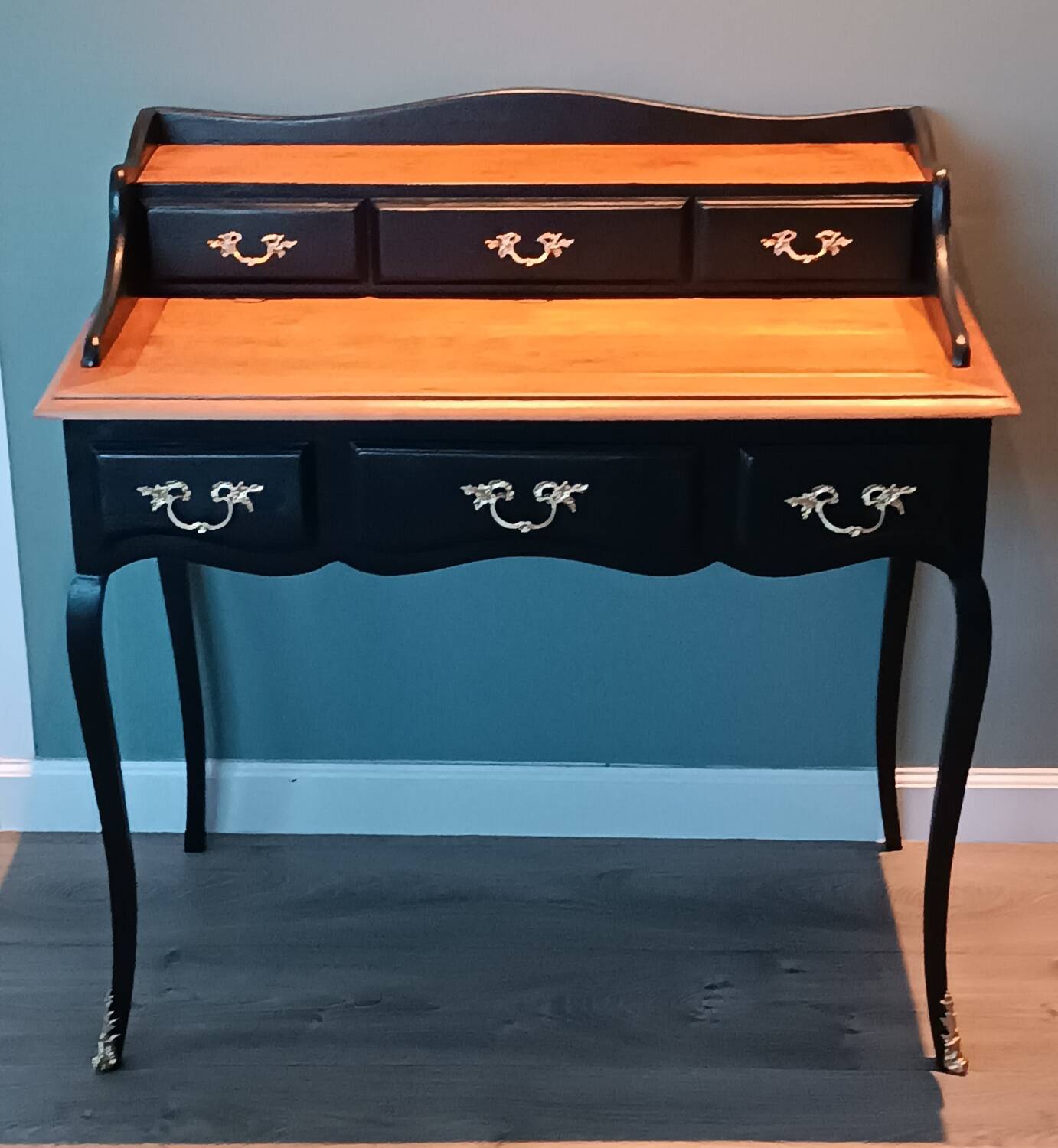 Refurbished secretary/desk