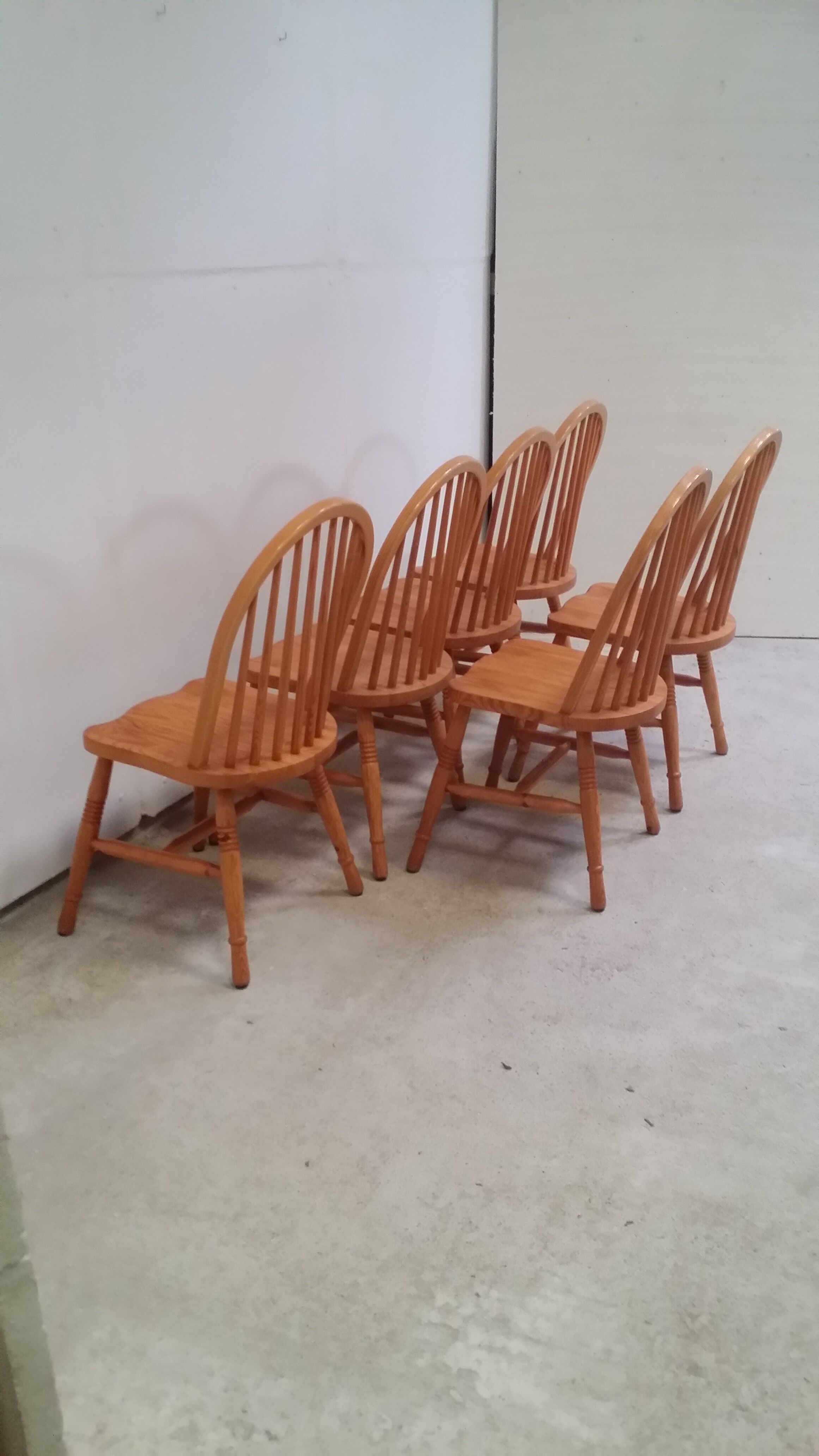 Batch of 6 chairs