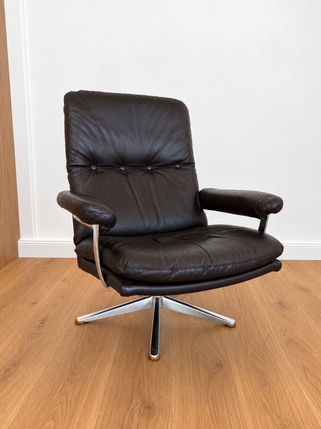 Vintage Danish mid-century Werner Langenfeld leather lounge chair 1970s