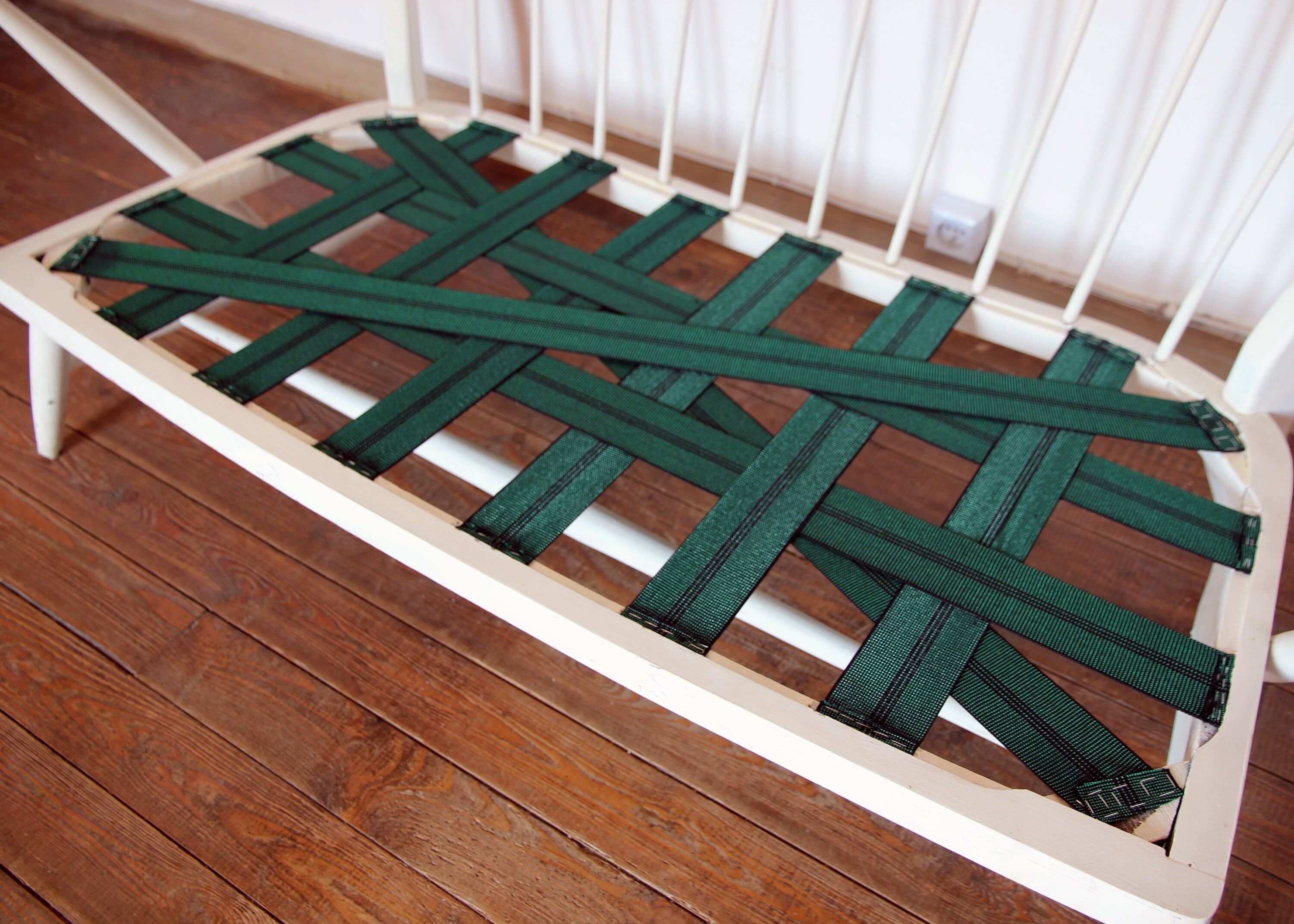 Sofa 2 place to Scandinavian lines