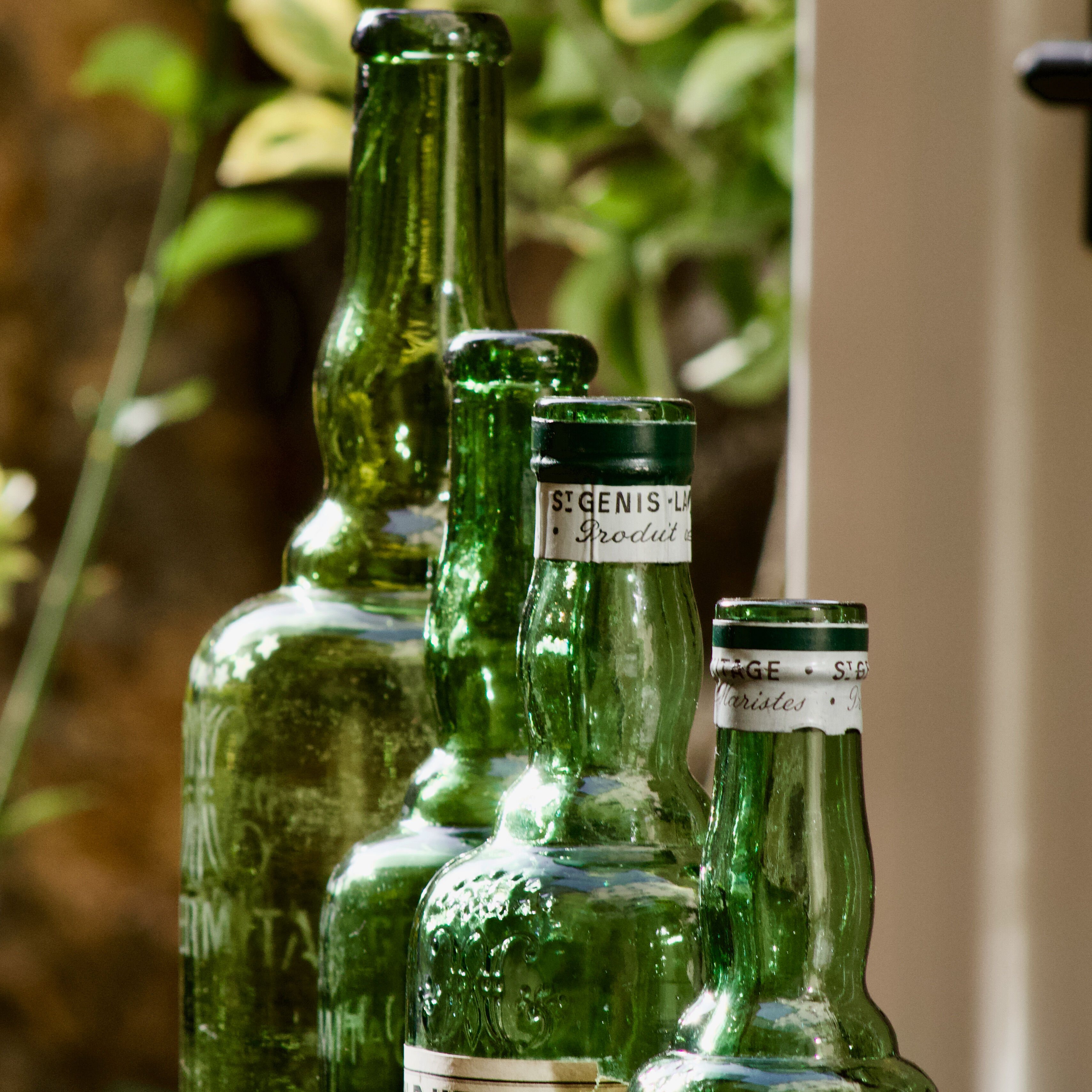 Lot of 4 old bottles "L'Hermitage" water of Saint Genis Laval (Dept 69)