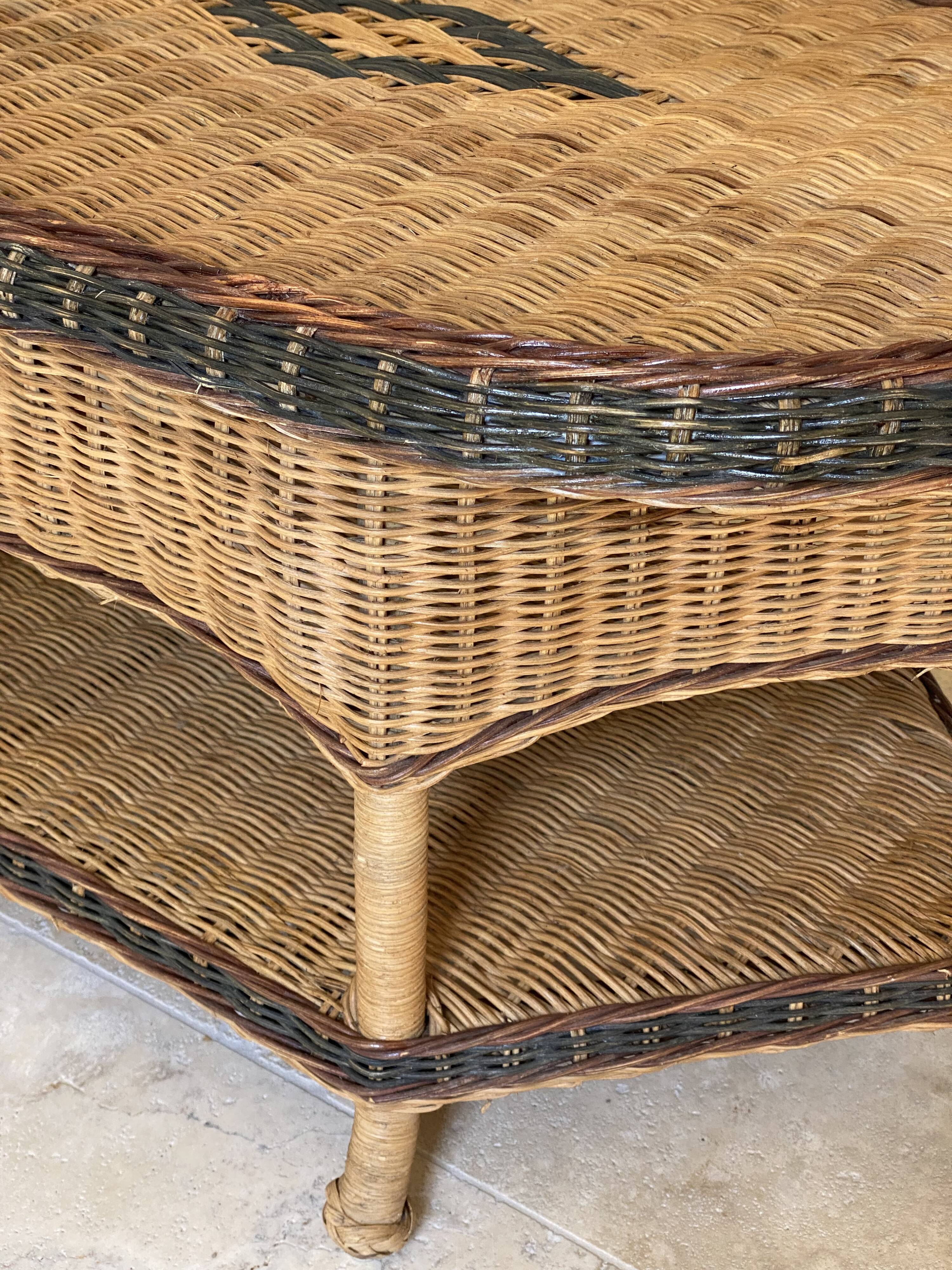 Vintage rattan coffee table – 1970s Riviera spirit