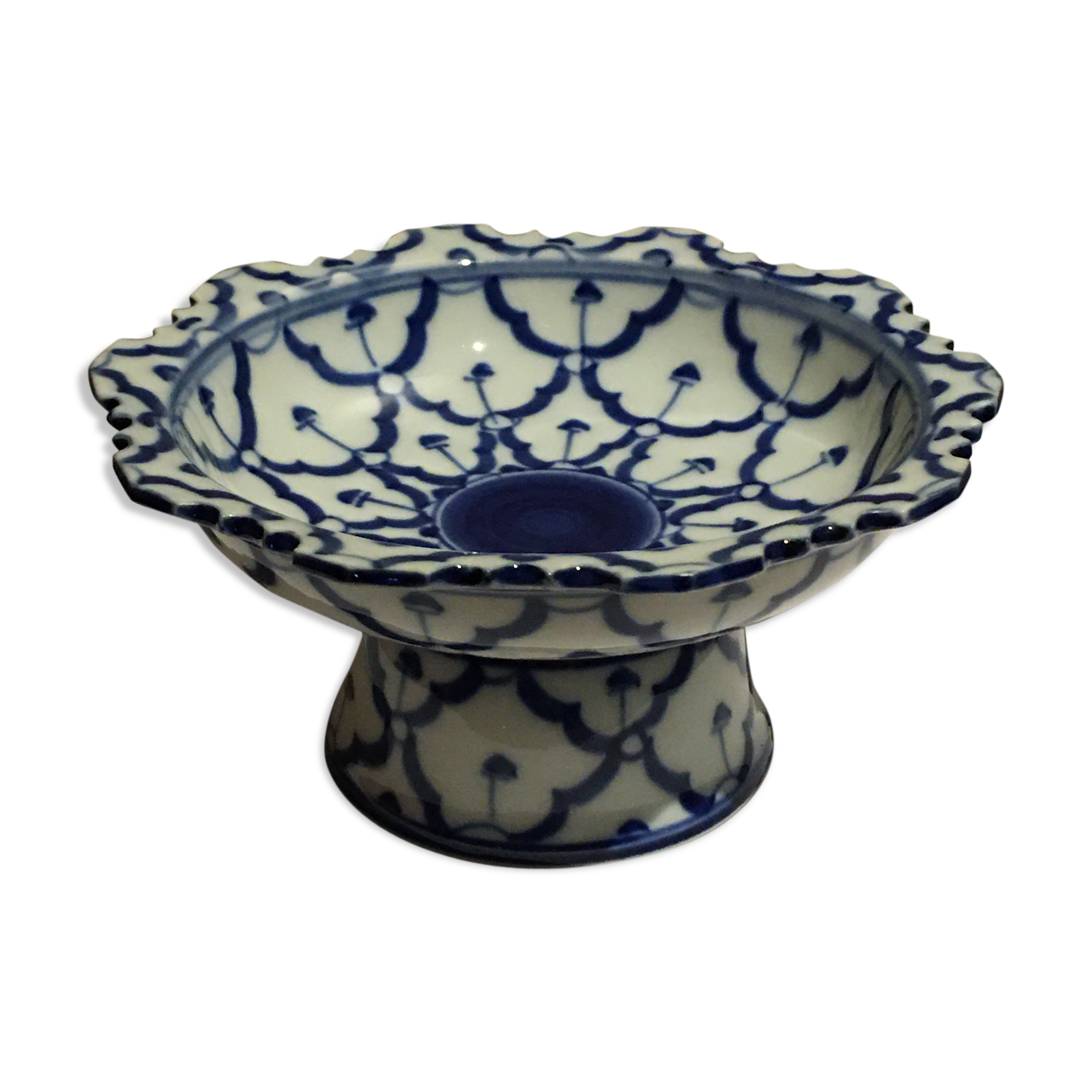 Porcelain cup