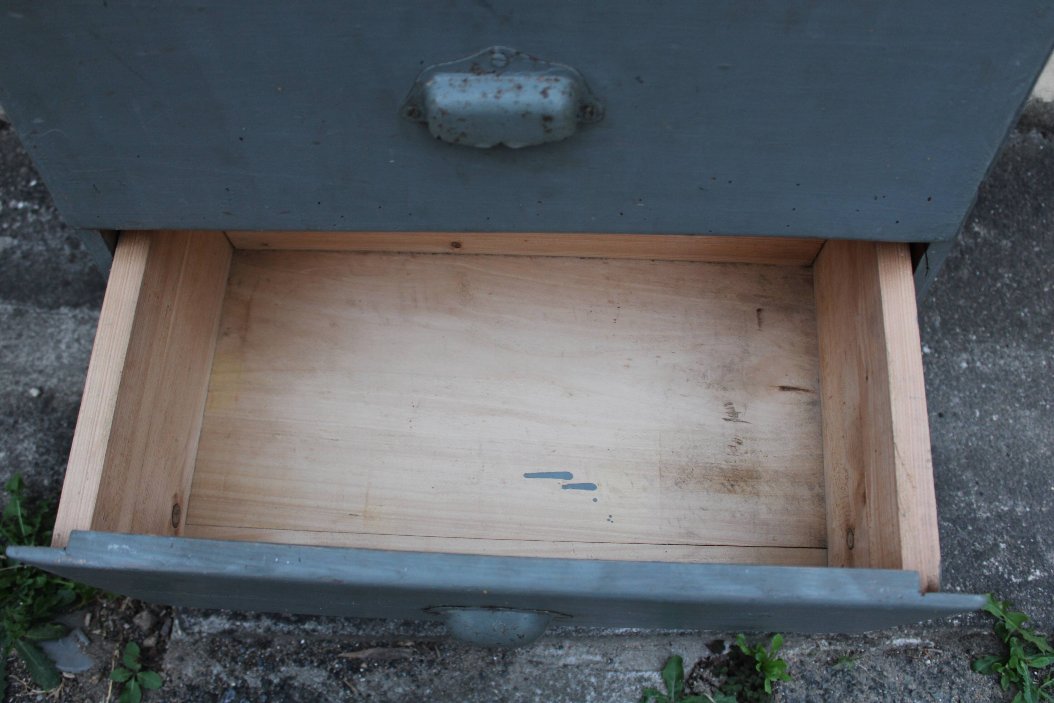 Furniture from craft to drawers