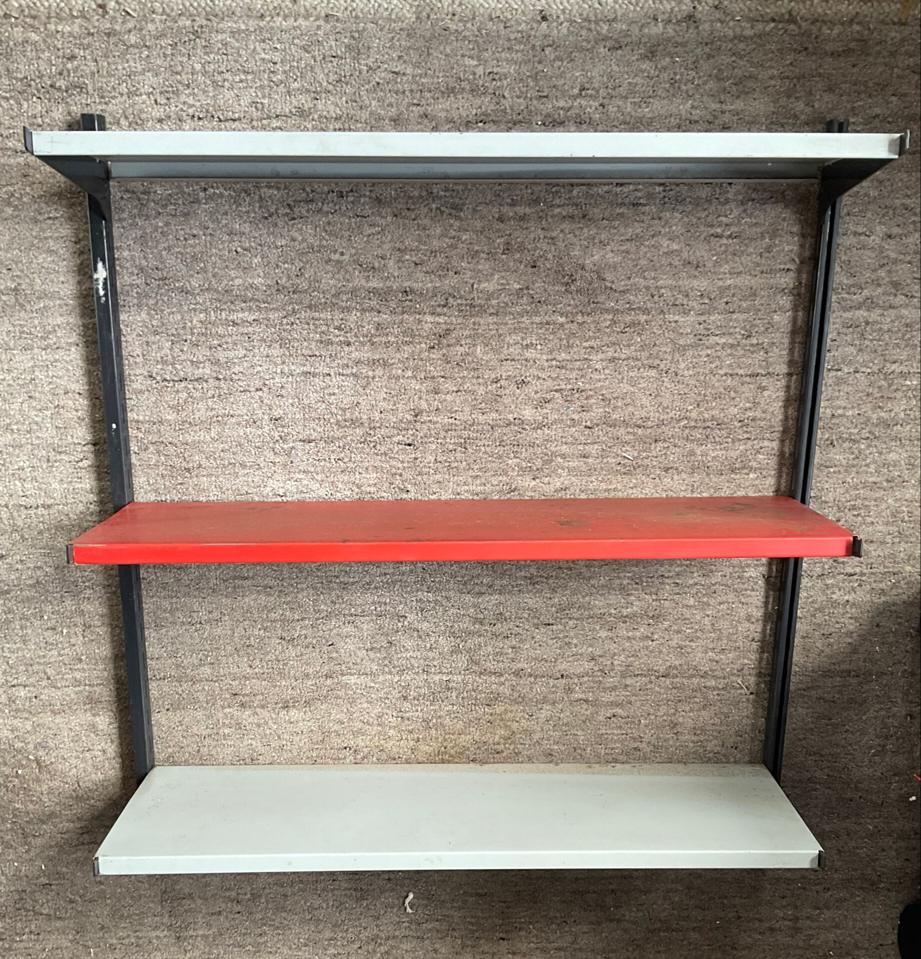 Tomado wall shelf from the 1950s-60s.