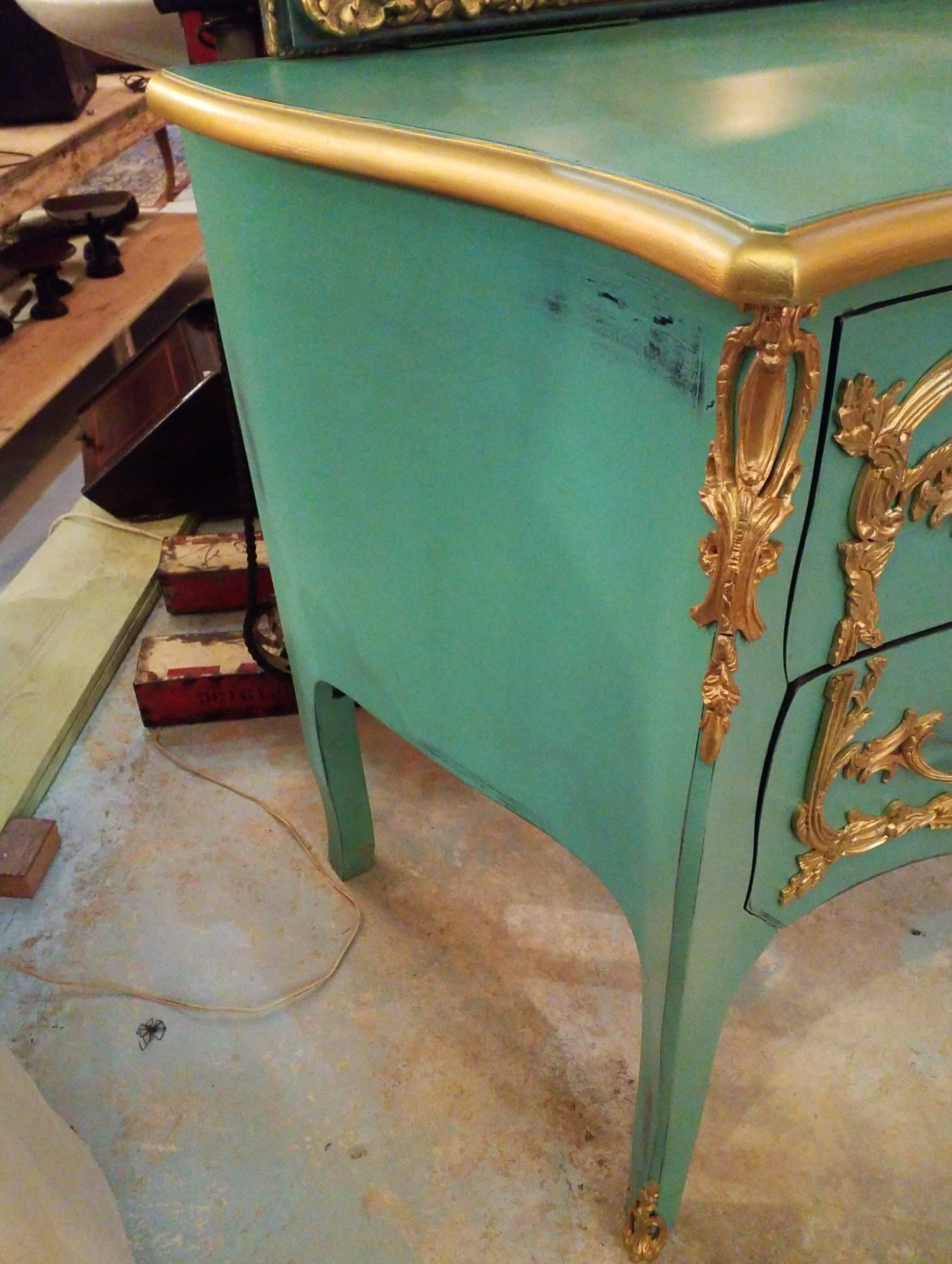 Louis xv chest of drawers