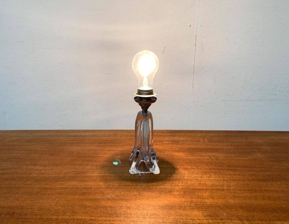 Lampe de table en verre française du milieu du siècle par Daum, années 1960