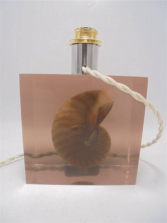 Lamp base