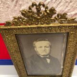 Ancien photo portrait d'homme avec cadre en laiton