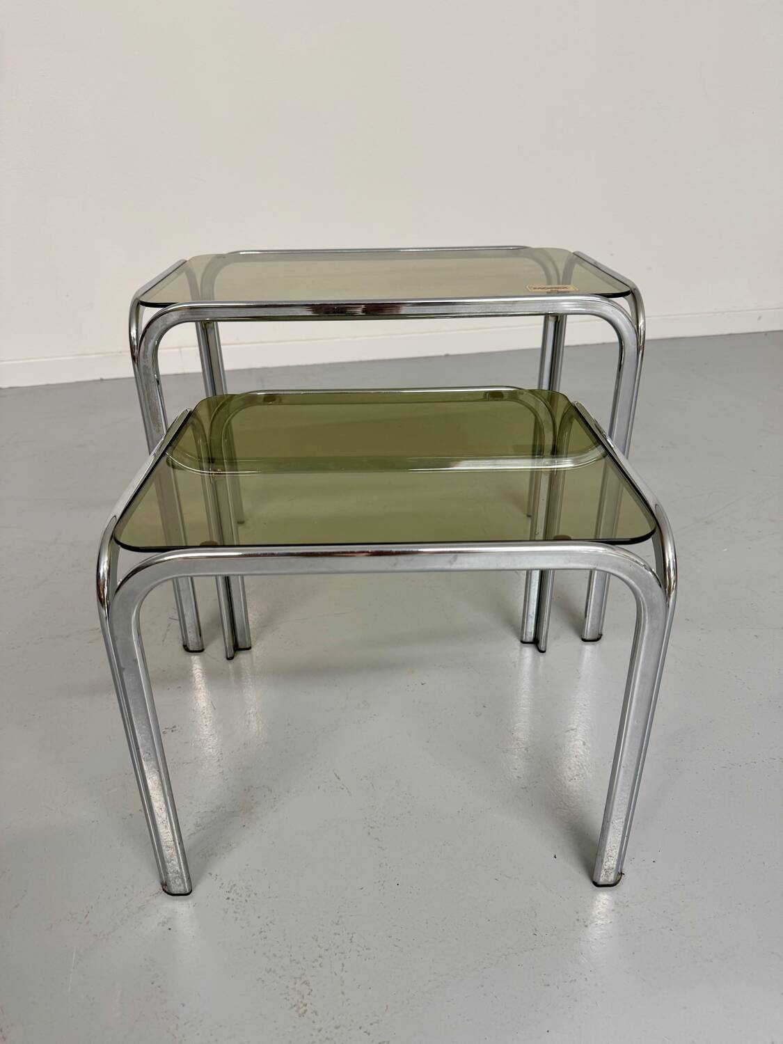Morex nesting coffee table in metal and smoked glass, Italian design from the 1980s