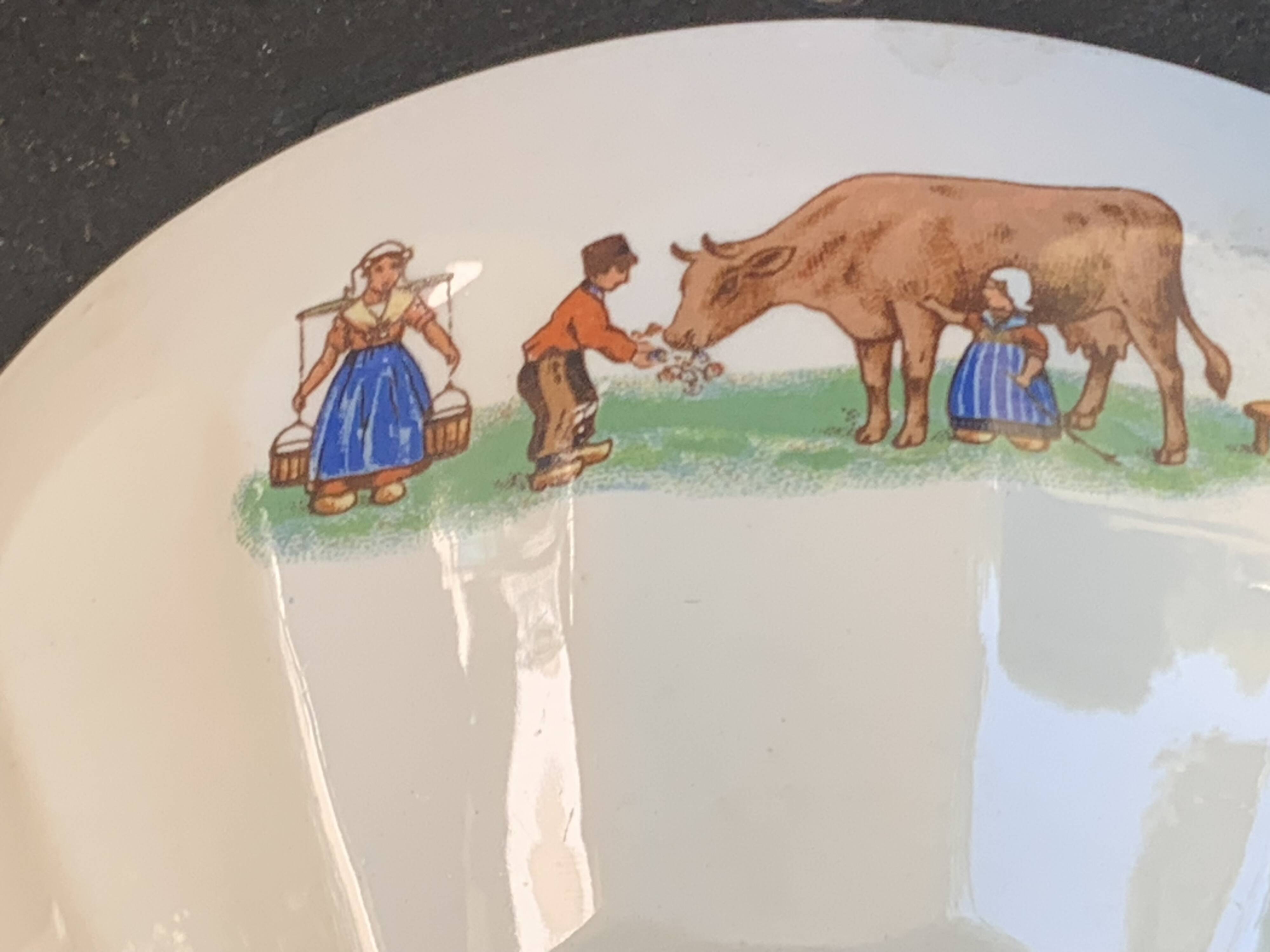 Set of 5 faceted white earthenware bowls with a naive decor, antique