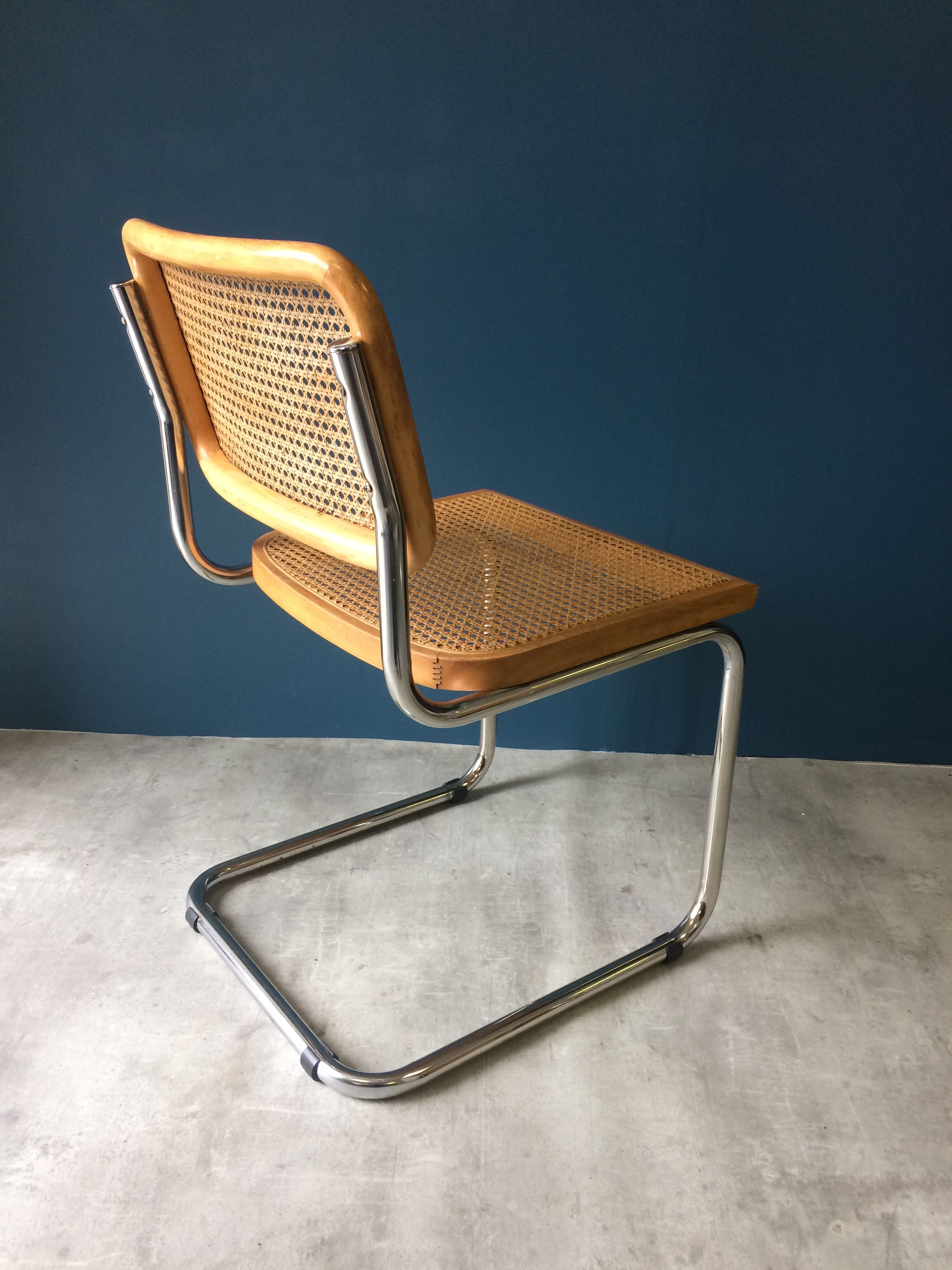 Series of 4 chairs B32 Breuer