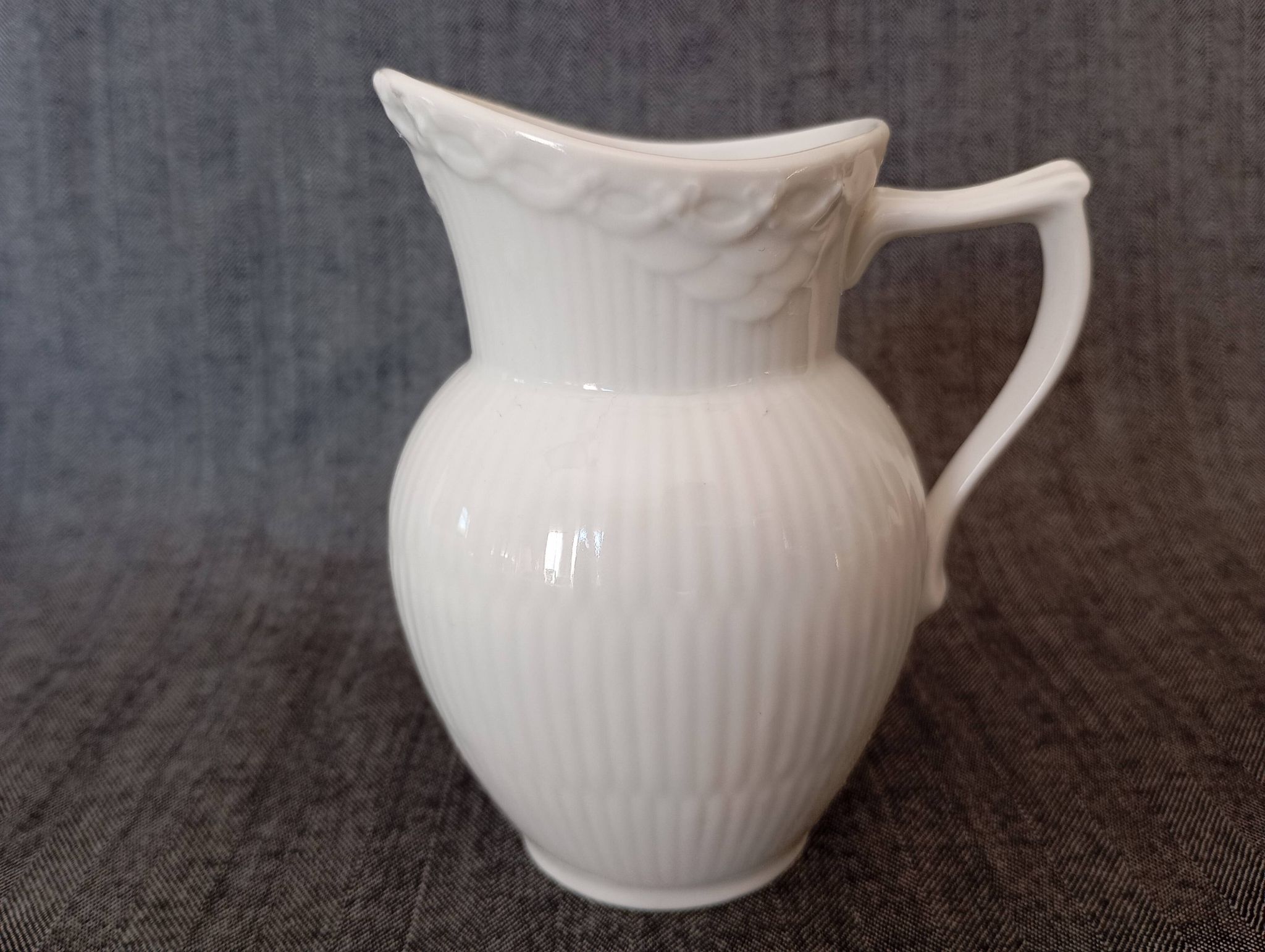 Sucrier couvert et crémier Royal Copenhagen 'White Fluted Half Lace'