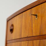 Commode à façade bombée Kai Kristiansen (Danemark, années 1960).