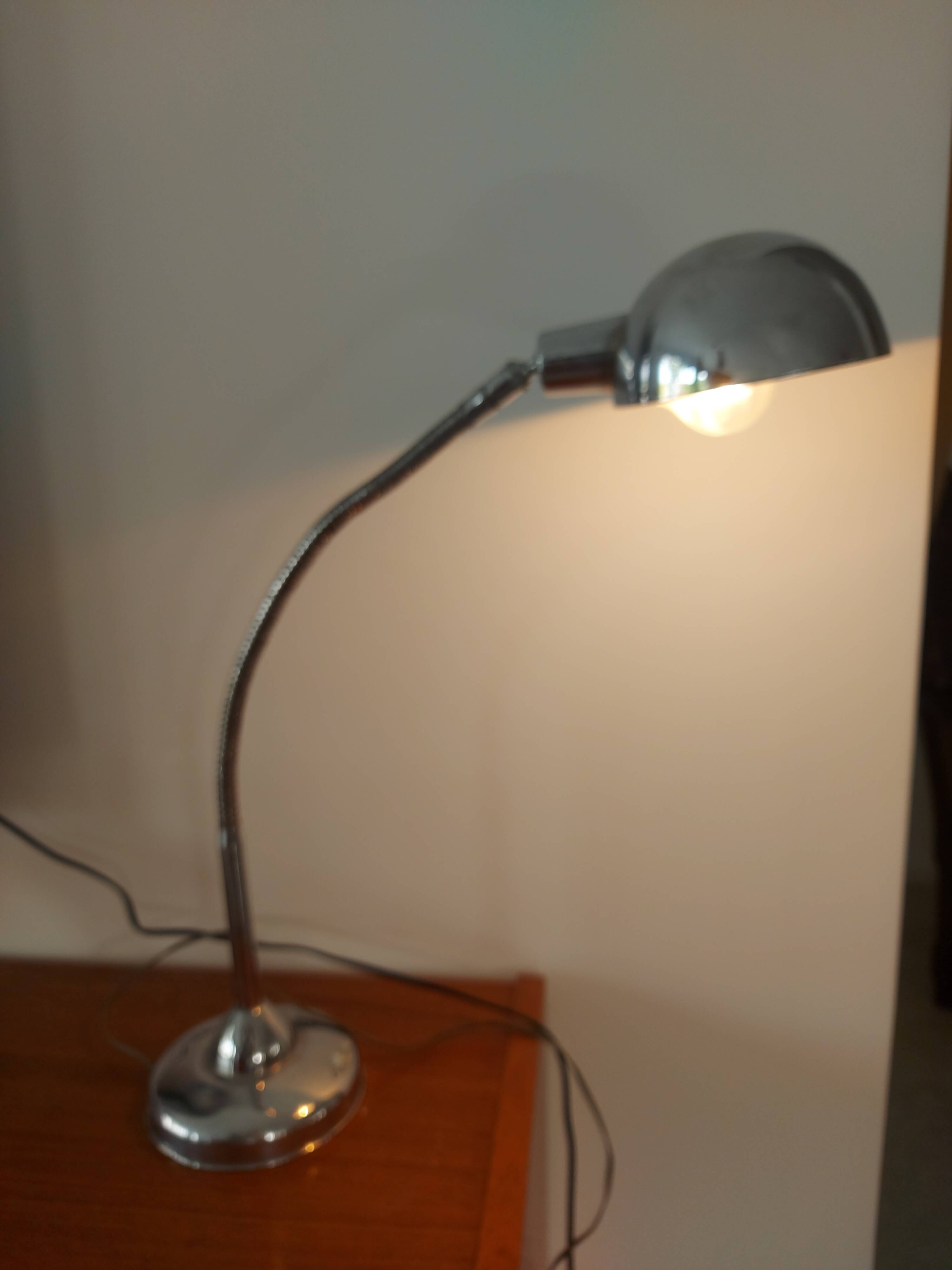 Lampe de bureau chromée Jumo
