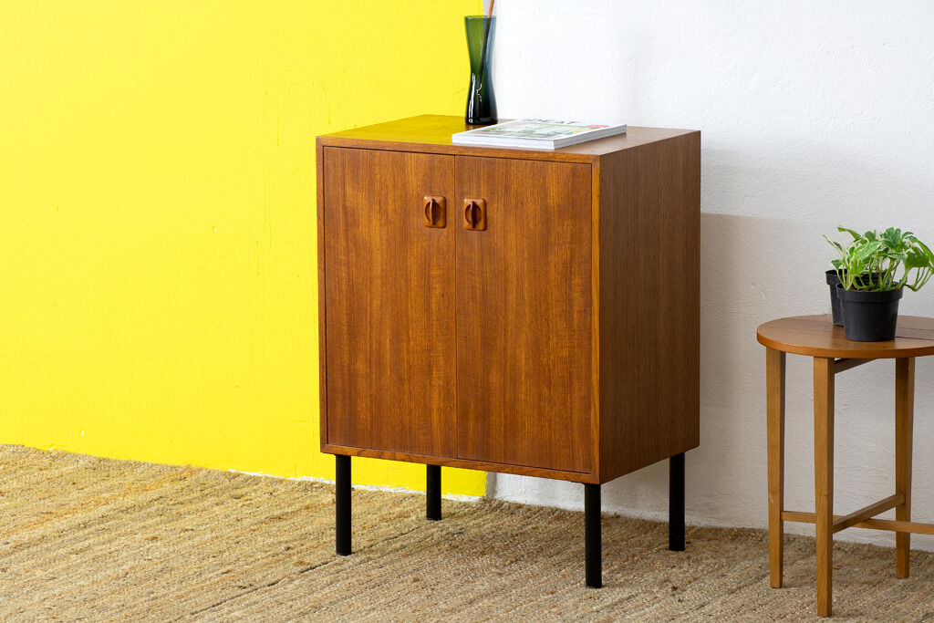 Scandinavian chest of drawers 60 cm