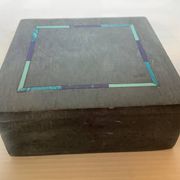 Grey and blue ring holder tray