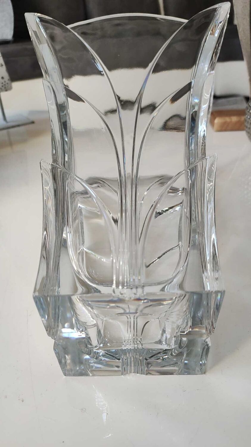 Large stylish crystal vase, floral/palm shape. High 30 cm