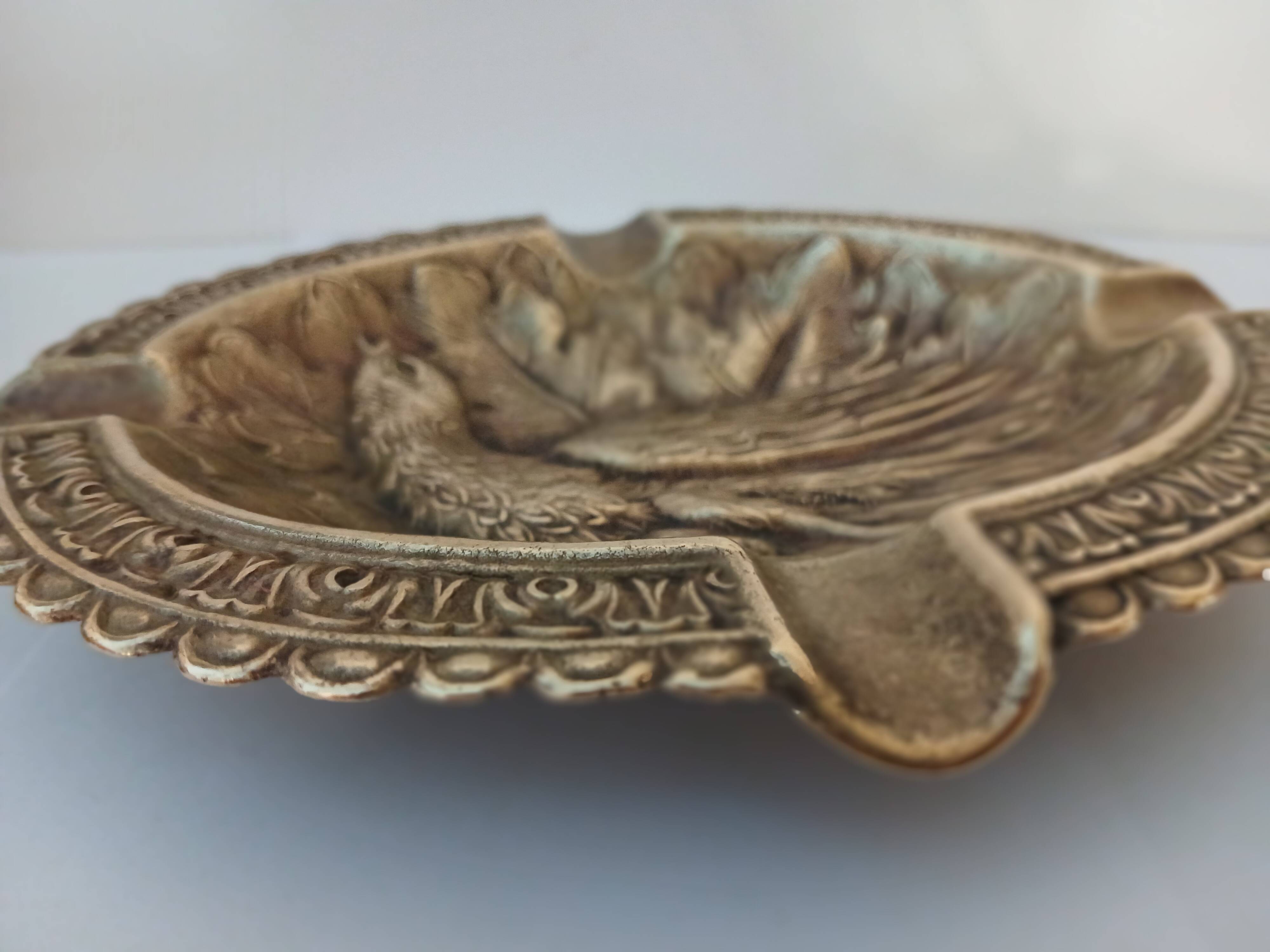 Vintage brass ashtray from the 1940s-1950s.