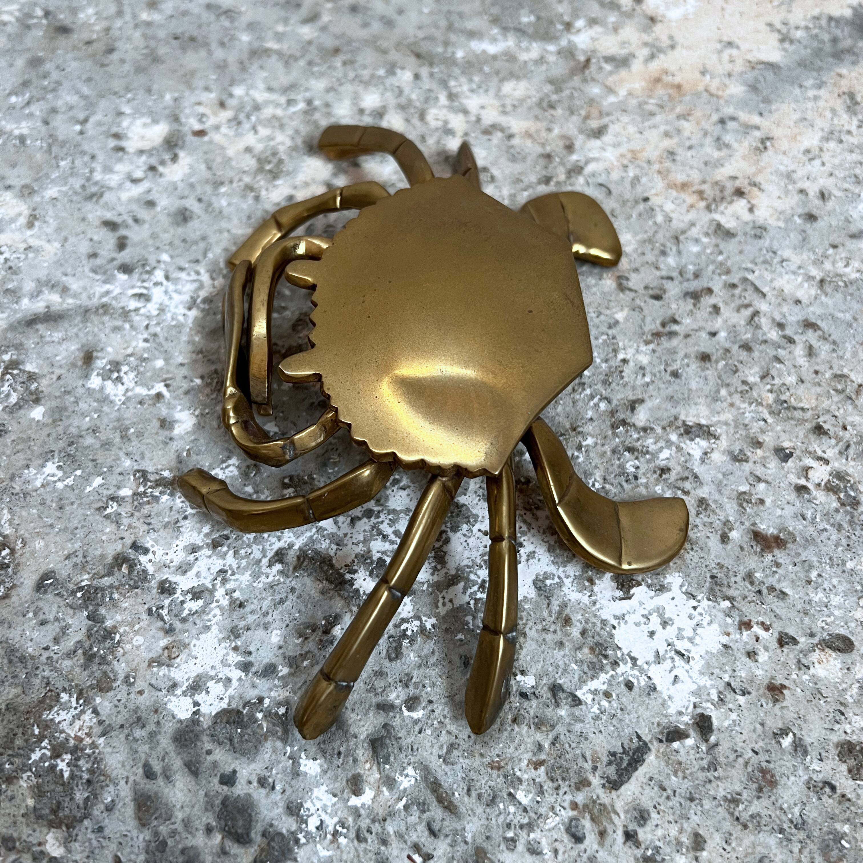 Vintage brass ashtray crab