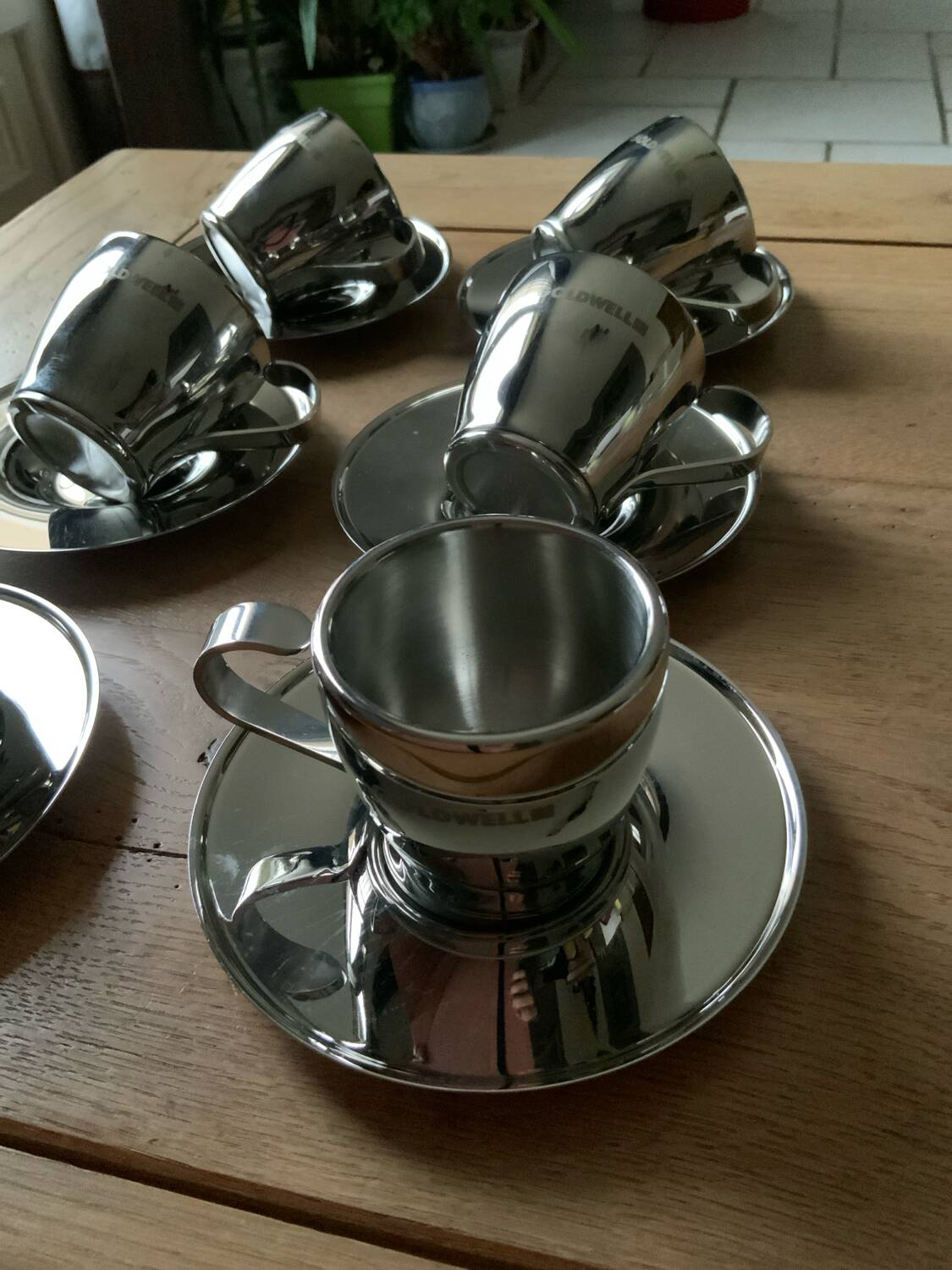 Set of 6 "Space Age" mirror polished stainless steel espresso cups - Sola Swi