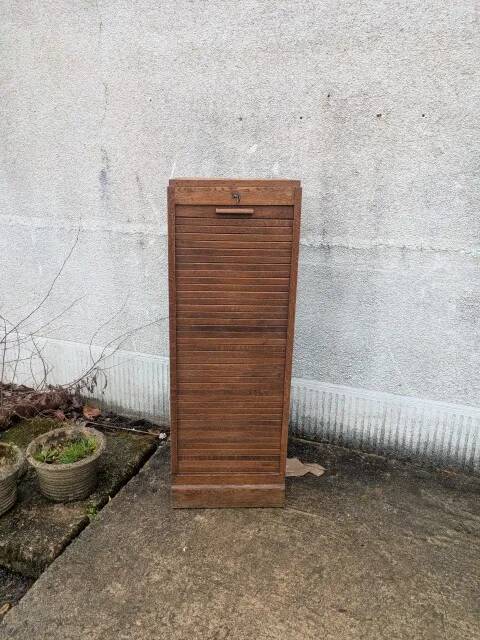 Filing cabinet, curtain furniture