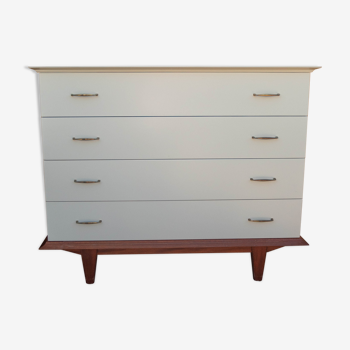 Commode scandinave