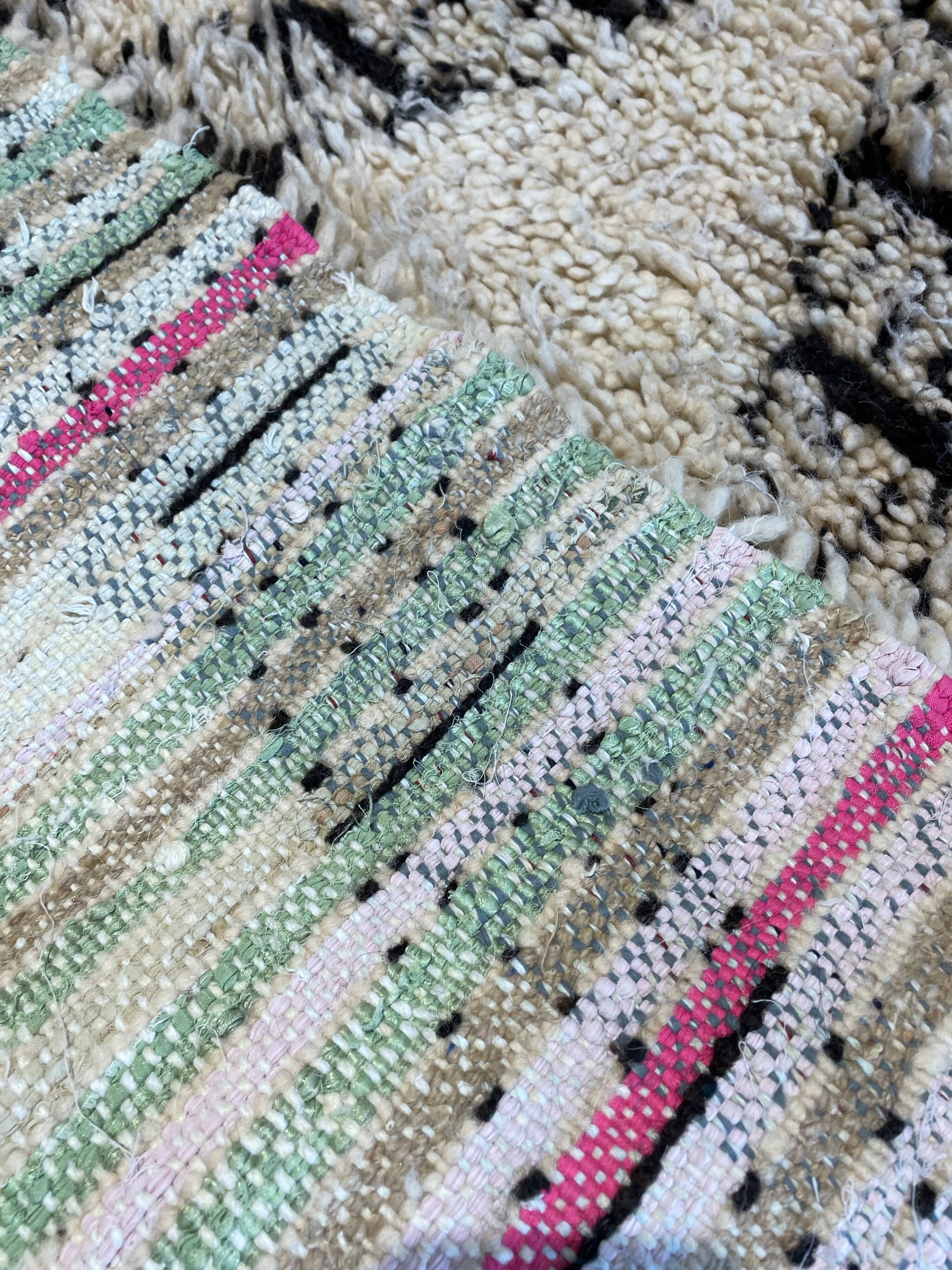 Moroccan berber carpet Beni Ouarain 100x225 cm