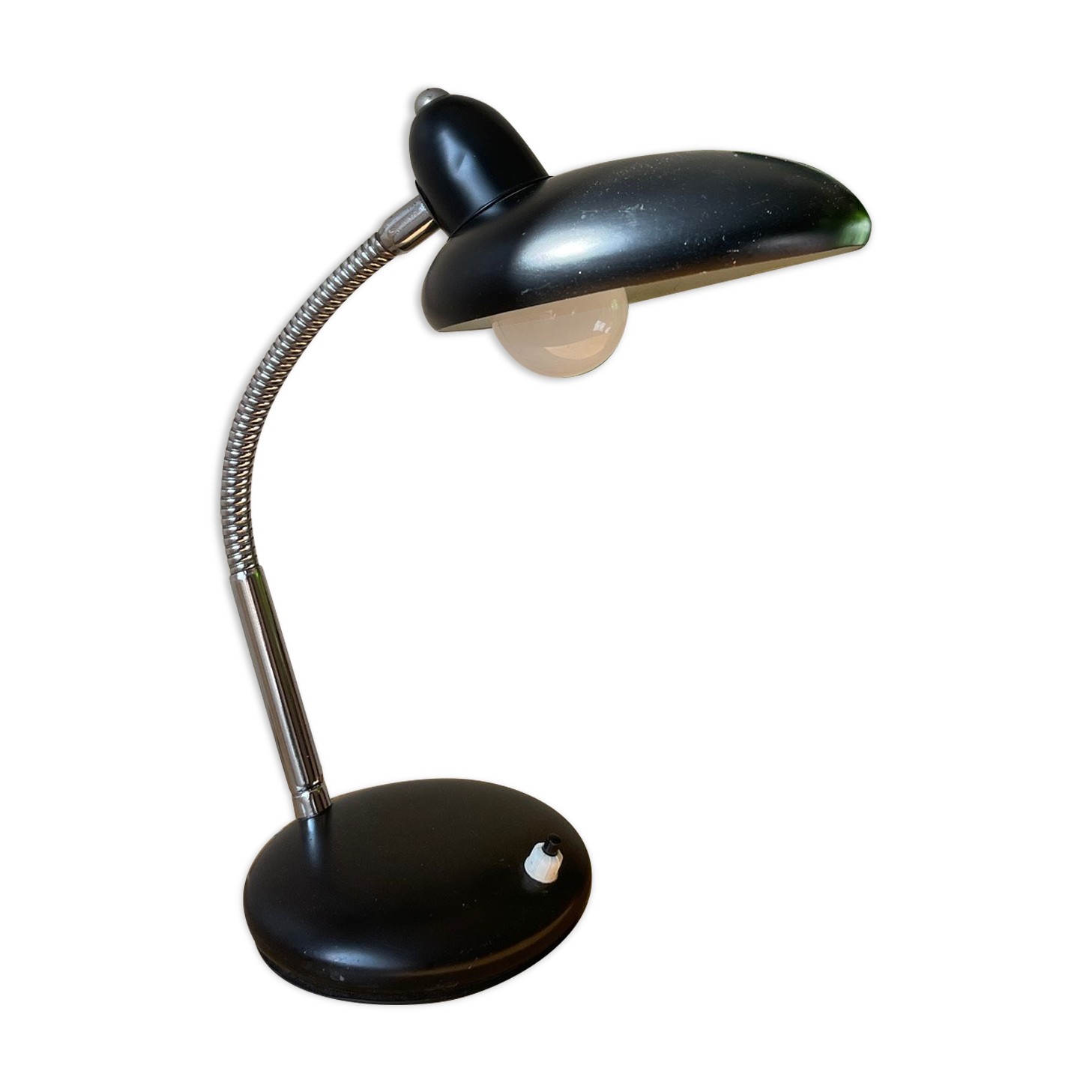 Black metal desk lamp