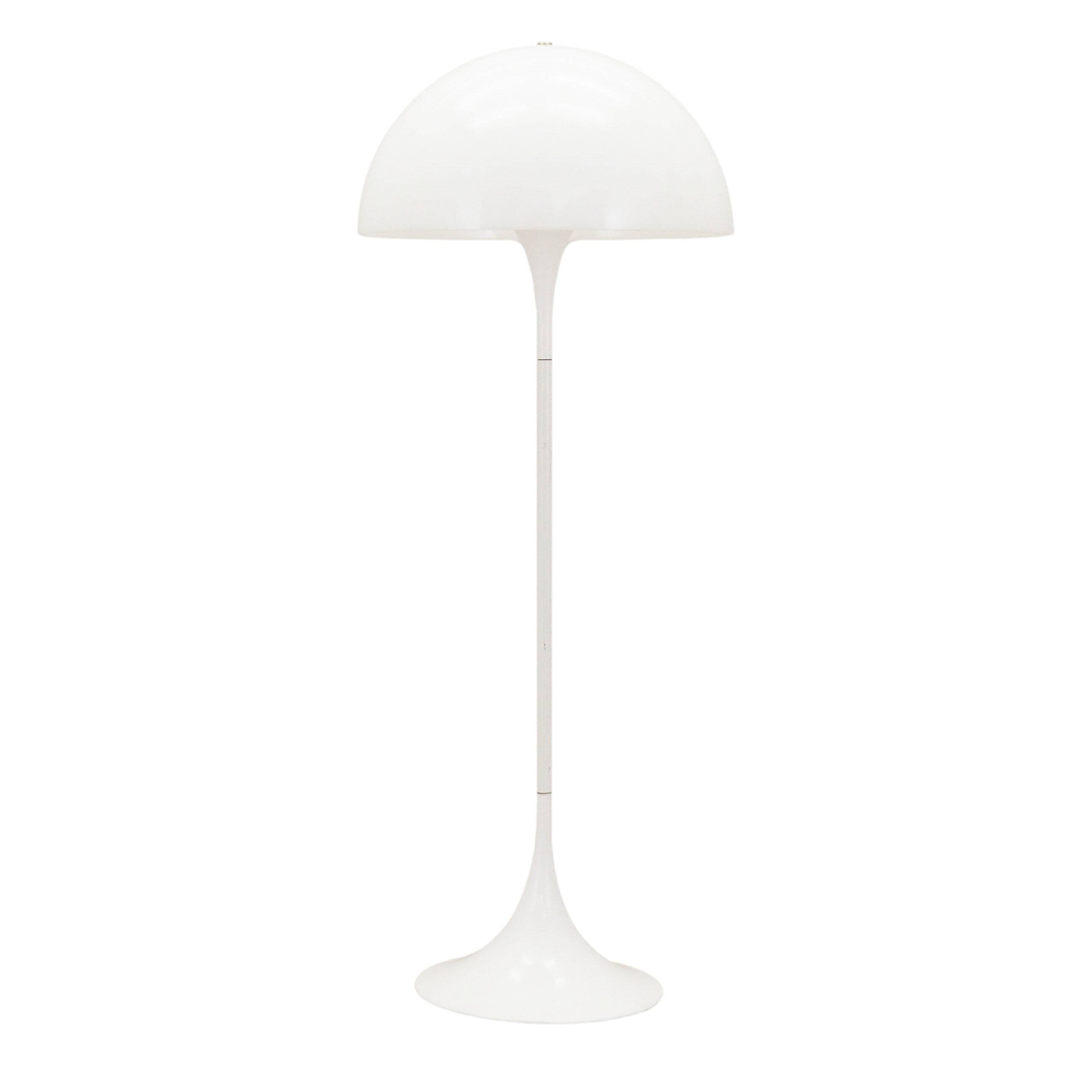 Lampadaire danois Panthella par Louis Poulsen, années 1970