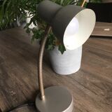 Desk lamp