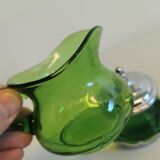 Lot composé d’un pot à lait, d’un ensemble sel/poivre et d’un sucrier