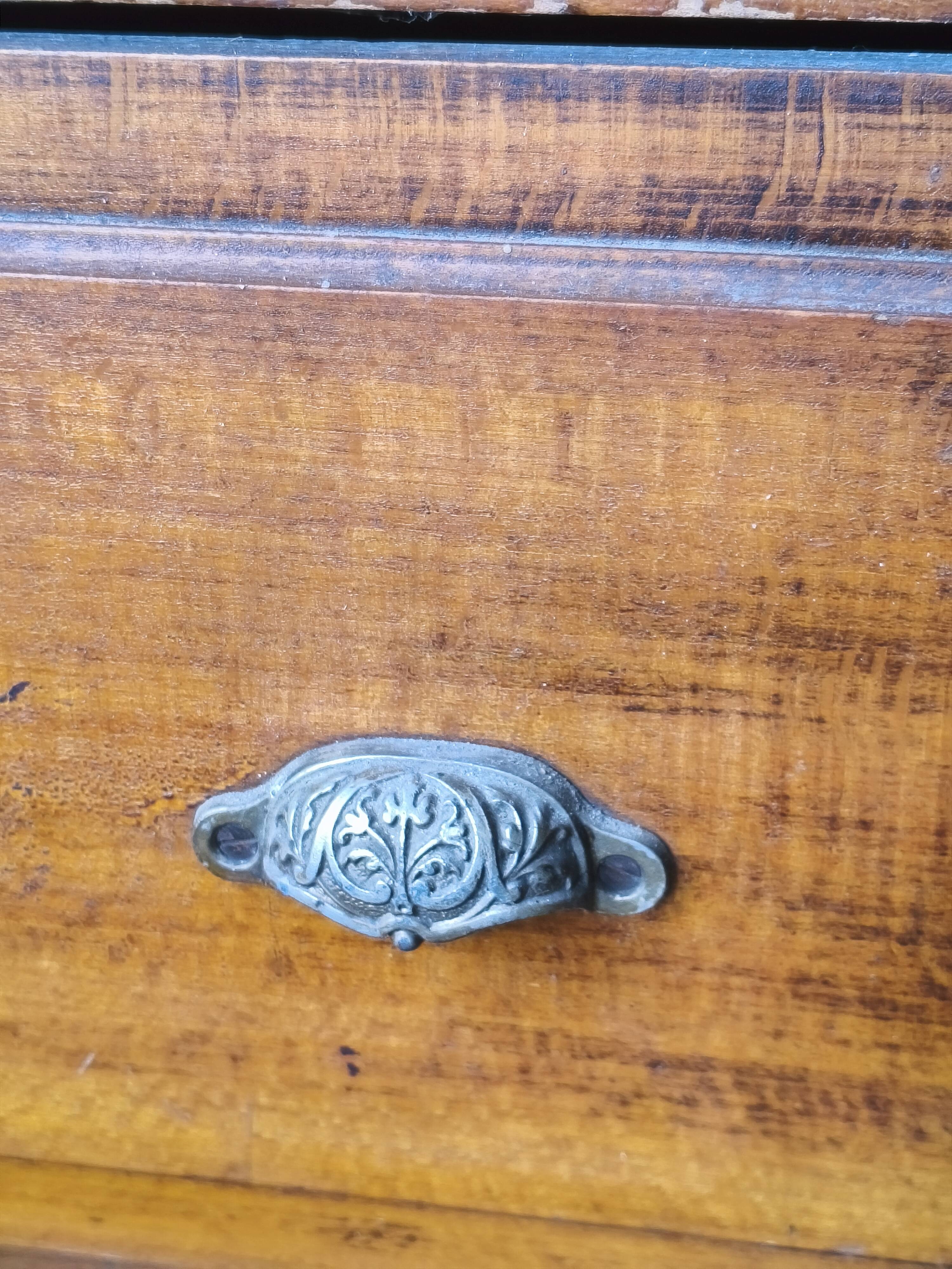 XL double-sided professional cabinet with drawers