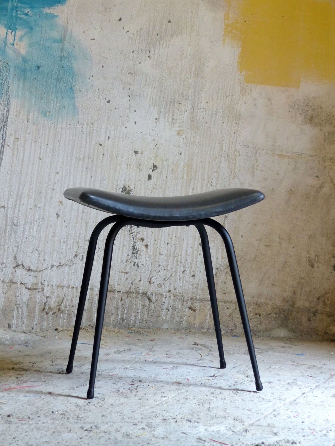 Curved vintage stool
