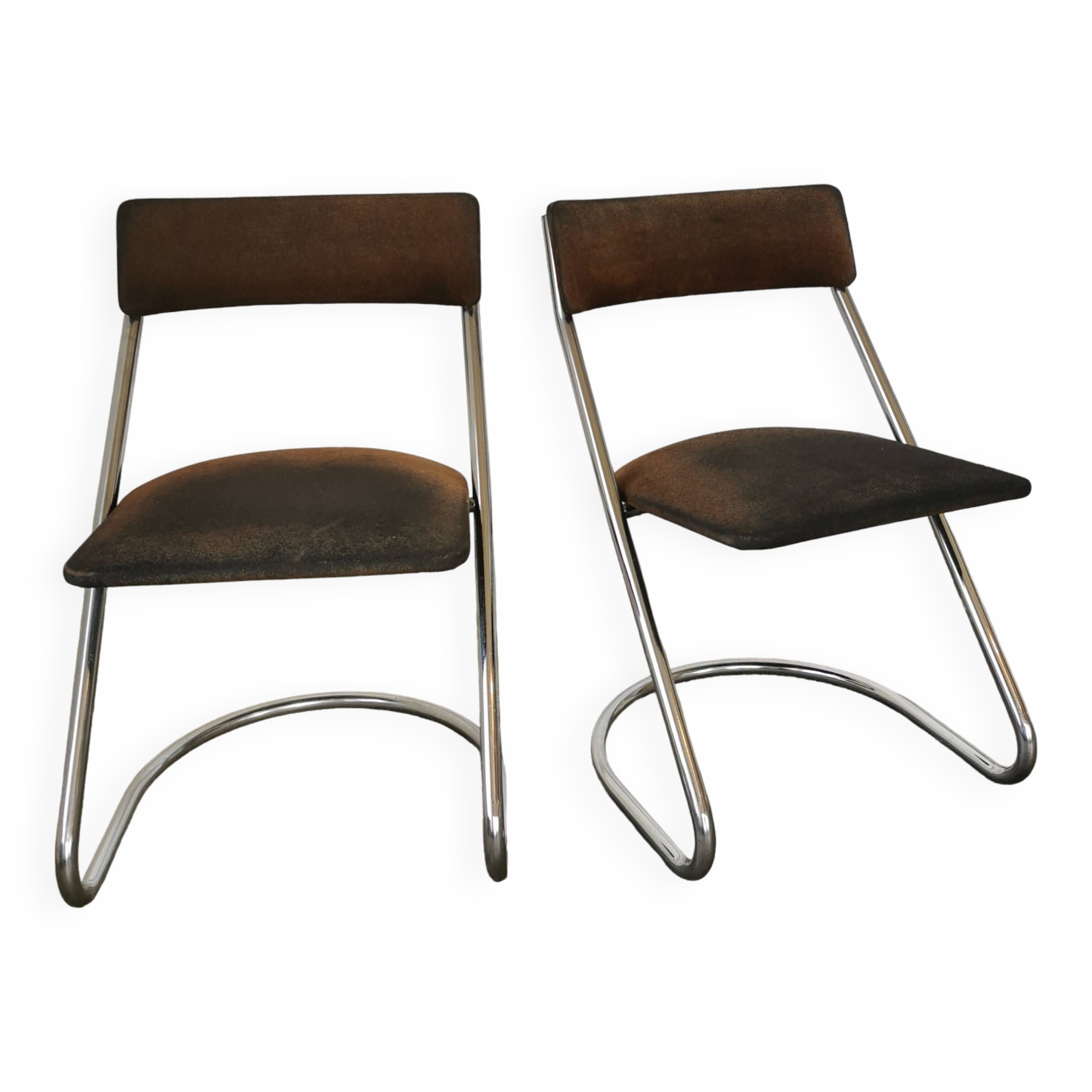 Pair of 1970 cantilever chairs, chrome